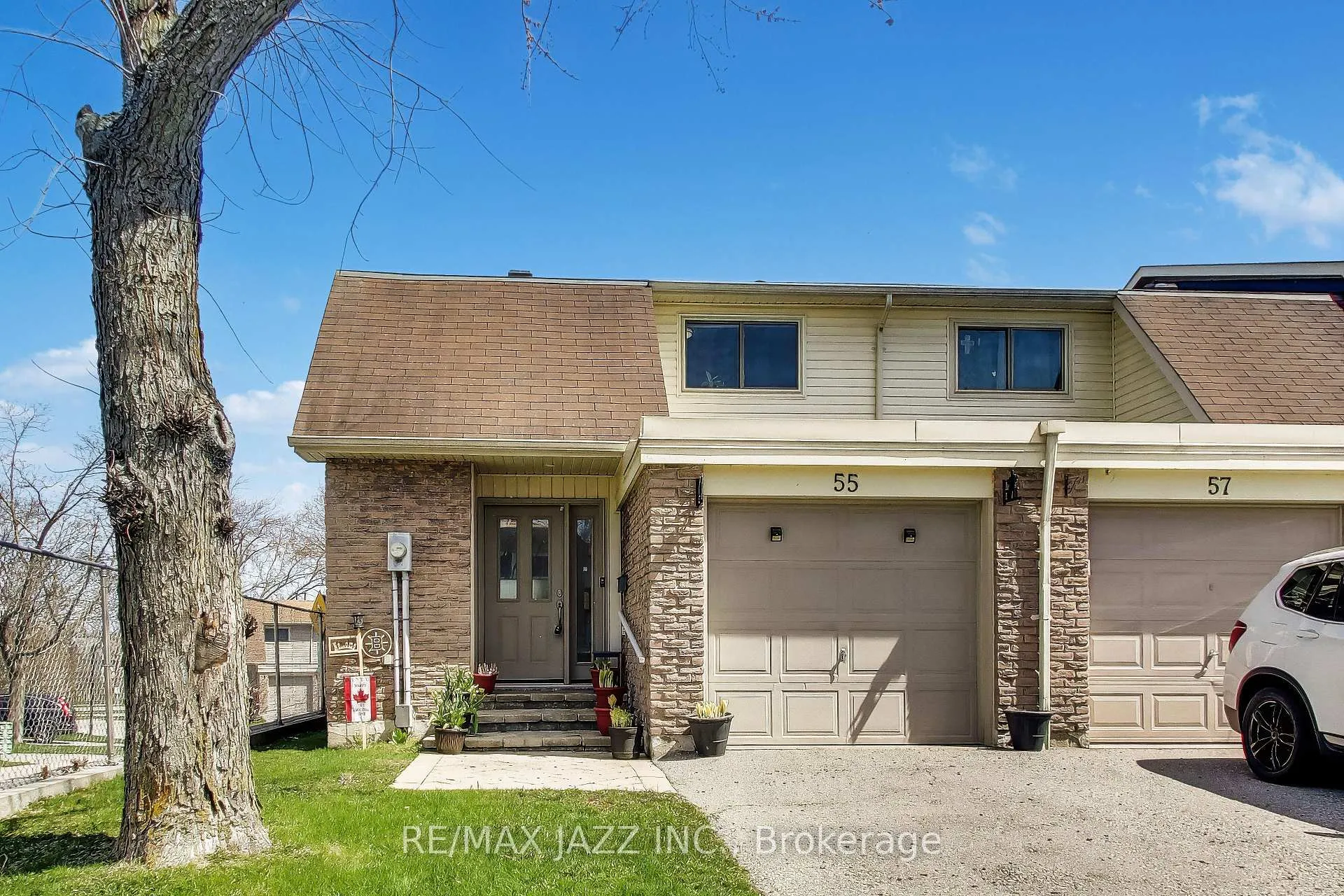 Photo 1 of 55 Clover Ridge Drive W, Ajax, South West — HOMEH