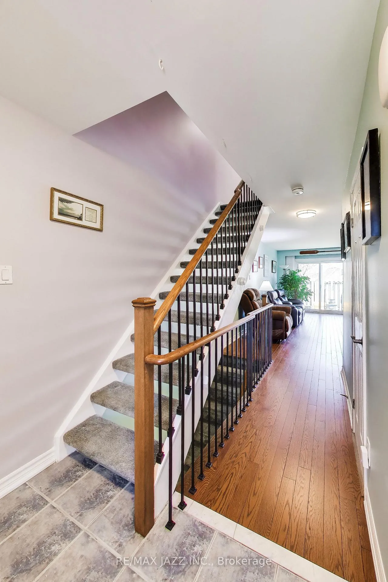 Photo 3 of 55 Clover Ridge Drive W, Ajax, South West — HOMEH