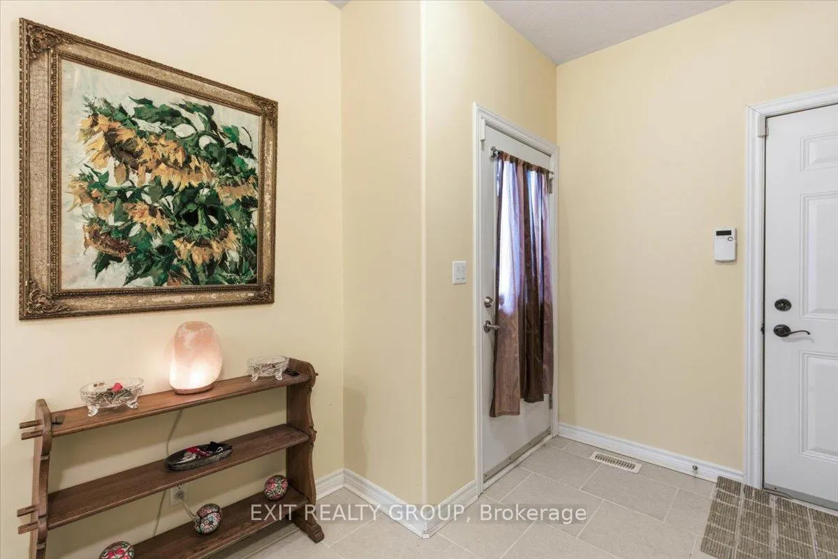 Photo 6 of 173 Kildare Avenue, Loyalist, Amherstview — HOMEH