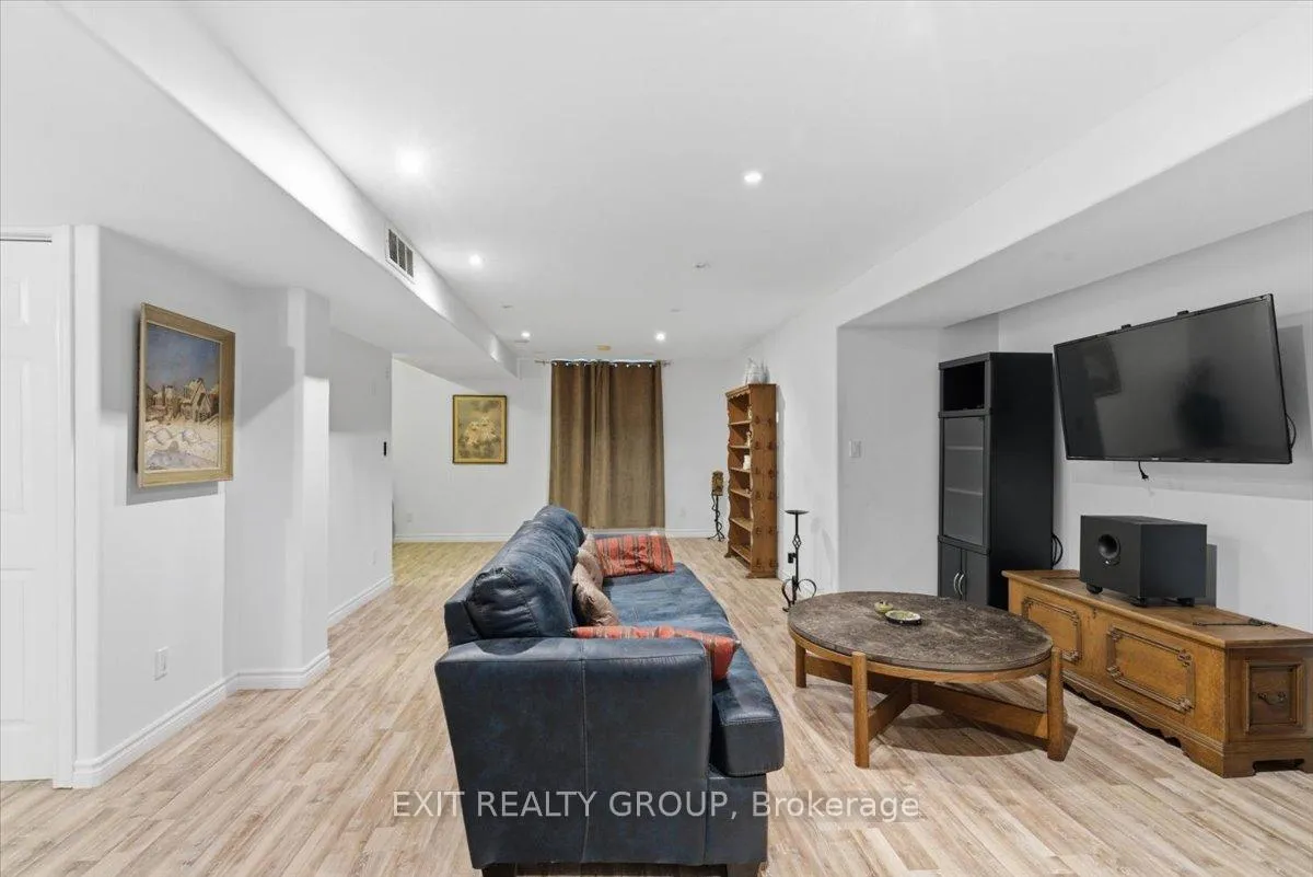 Photo 34 of 173 Kildare Avenue, Loyalist, Amherstview — HOMEH