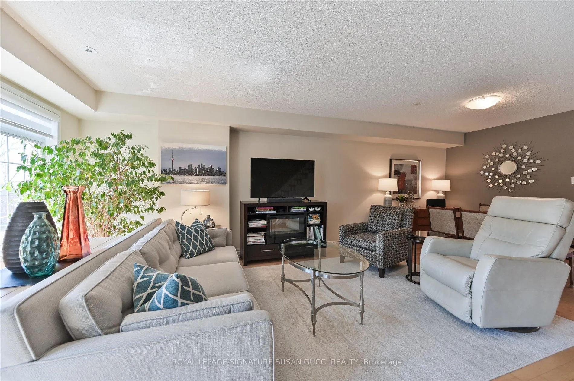 Photo 8 of 4 Blair Street, Toronto, O'Connor-Parkview — HOMEH