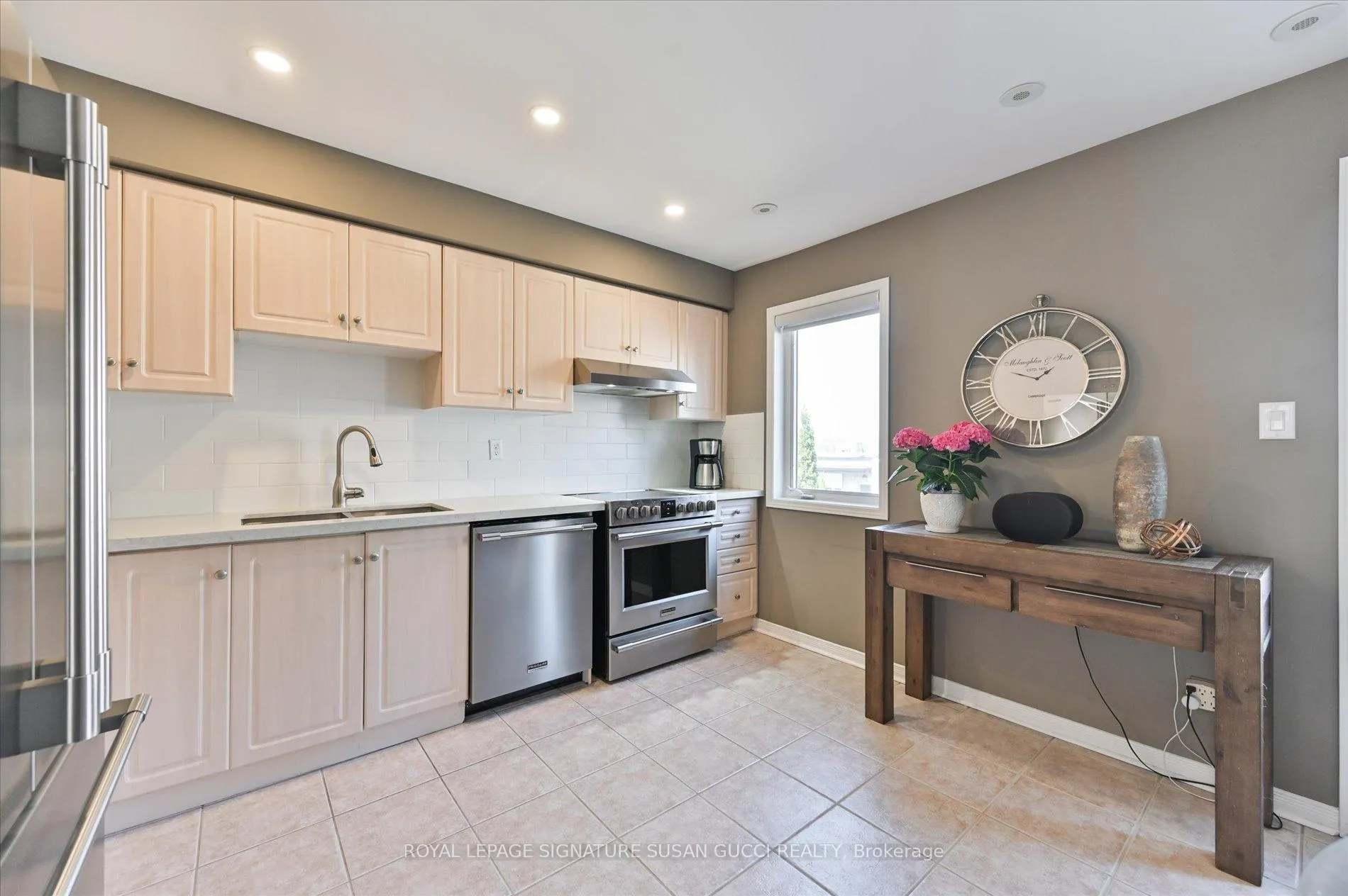 Photo 11 of 4 Blair Street, Toronto, O'Connor-Parkview — HOMEH