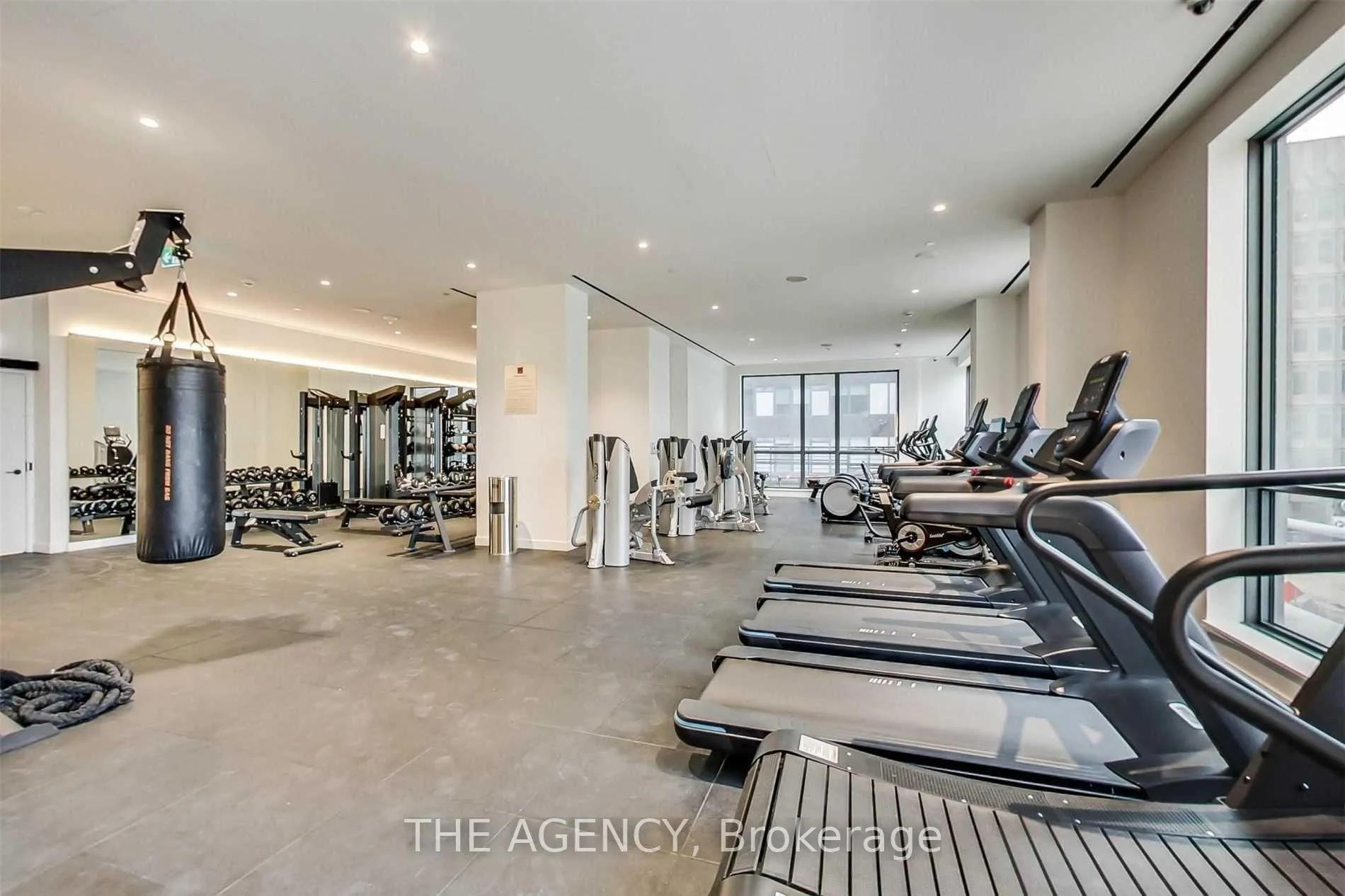 Photo 24 of Unit 4506, 39 Roehampton Avenue, Toronto, Mount Pleasant West — HOMEH