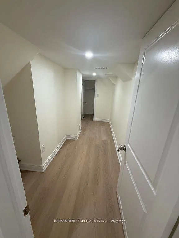 Photo 9 of 245 Montgomery Avenue, Whitby, Brooklin — HOMEH