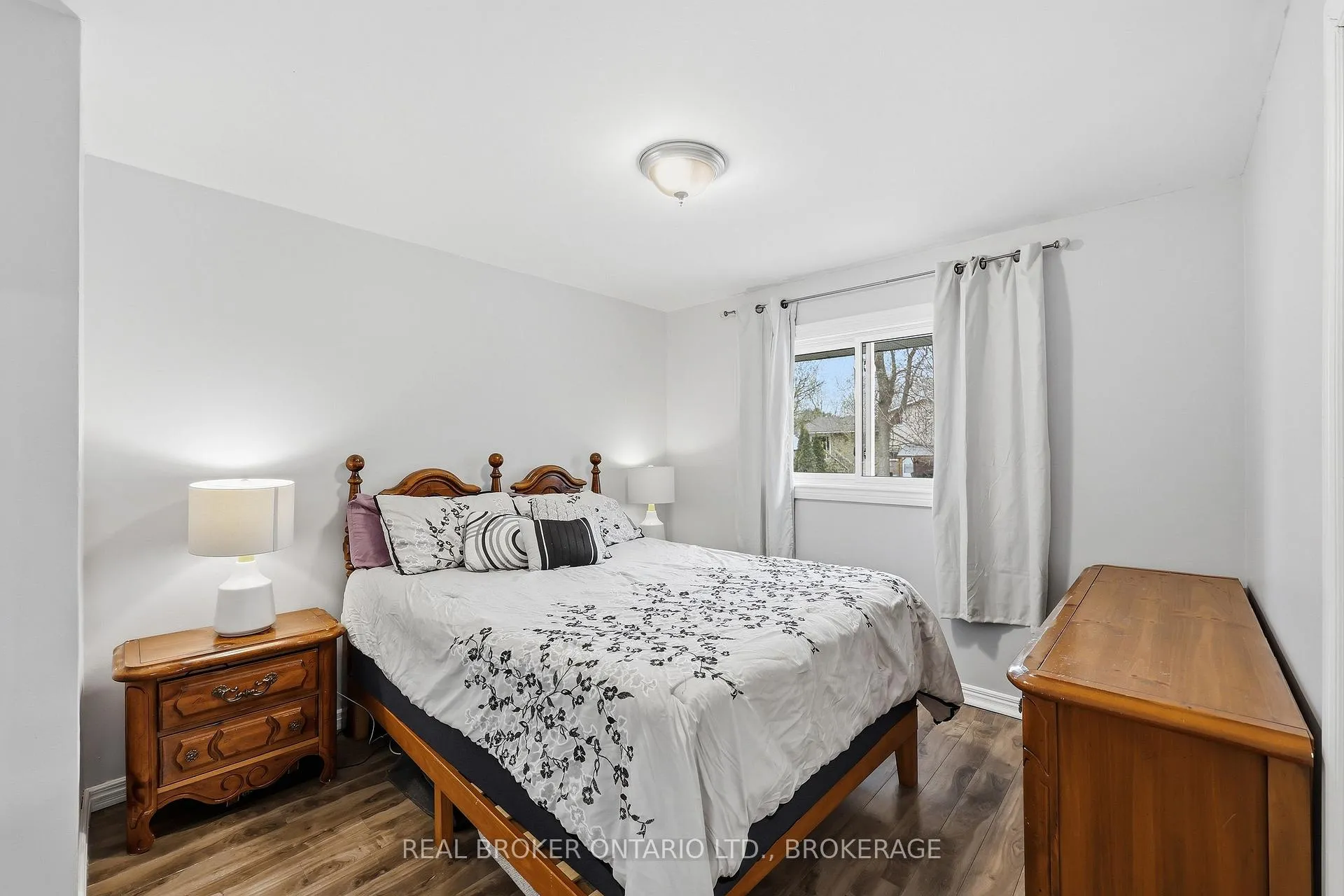 Photo 18 of 340 River Street, Gananoque — HOMEH