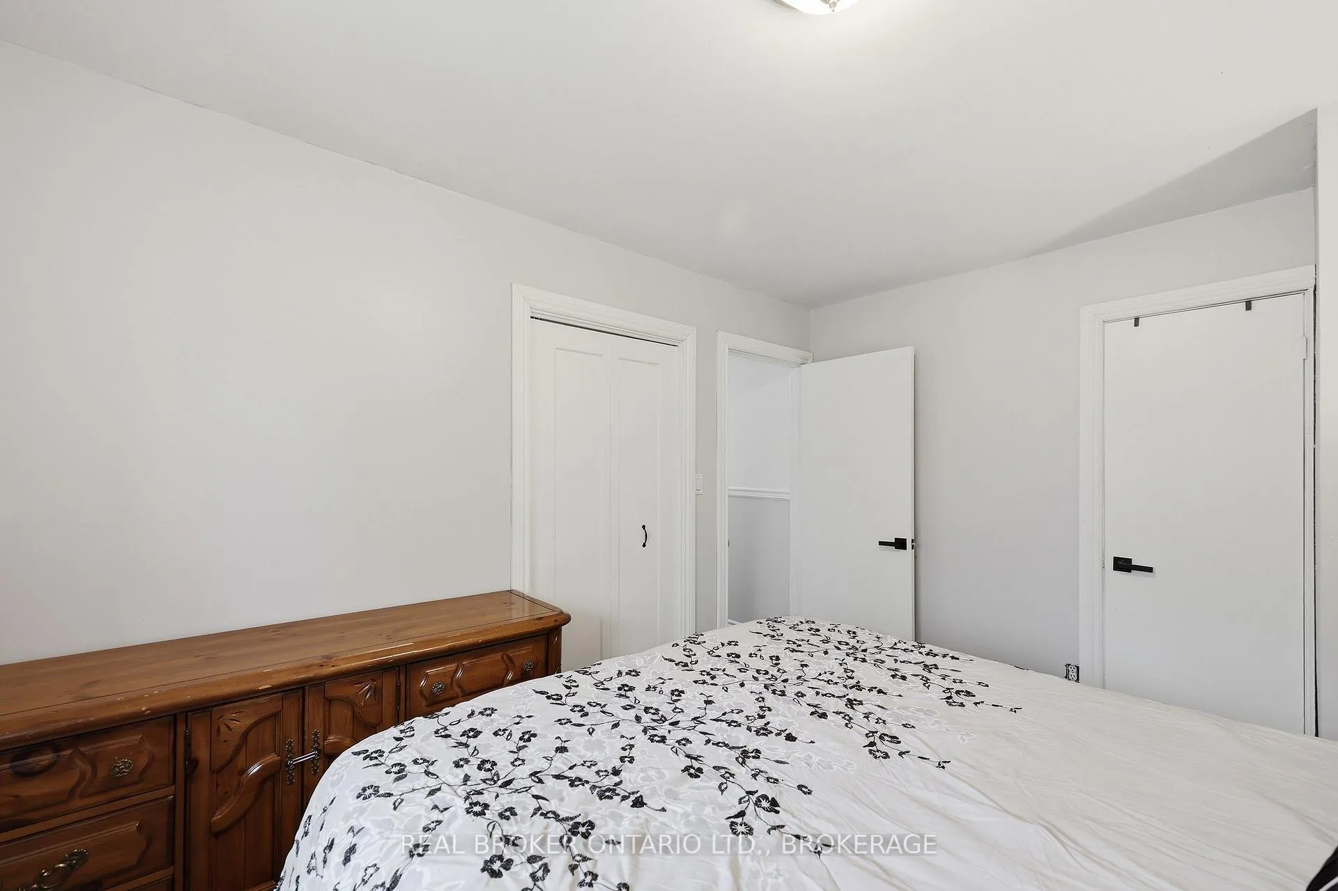 Photo 20 of 340 River Street, Gananoque — HOMEH