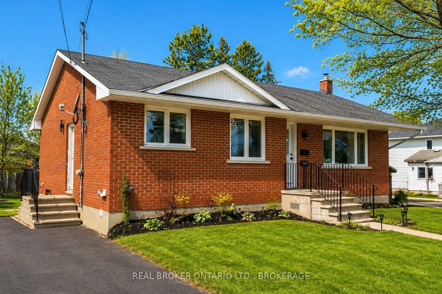 Photo 43 of 340 River Street, Gananoque — HOMEH
