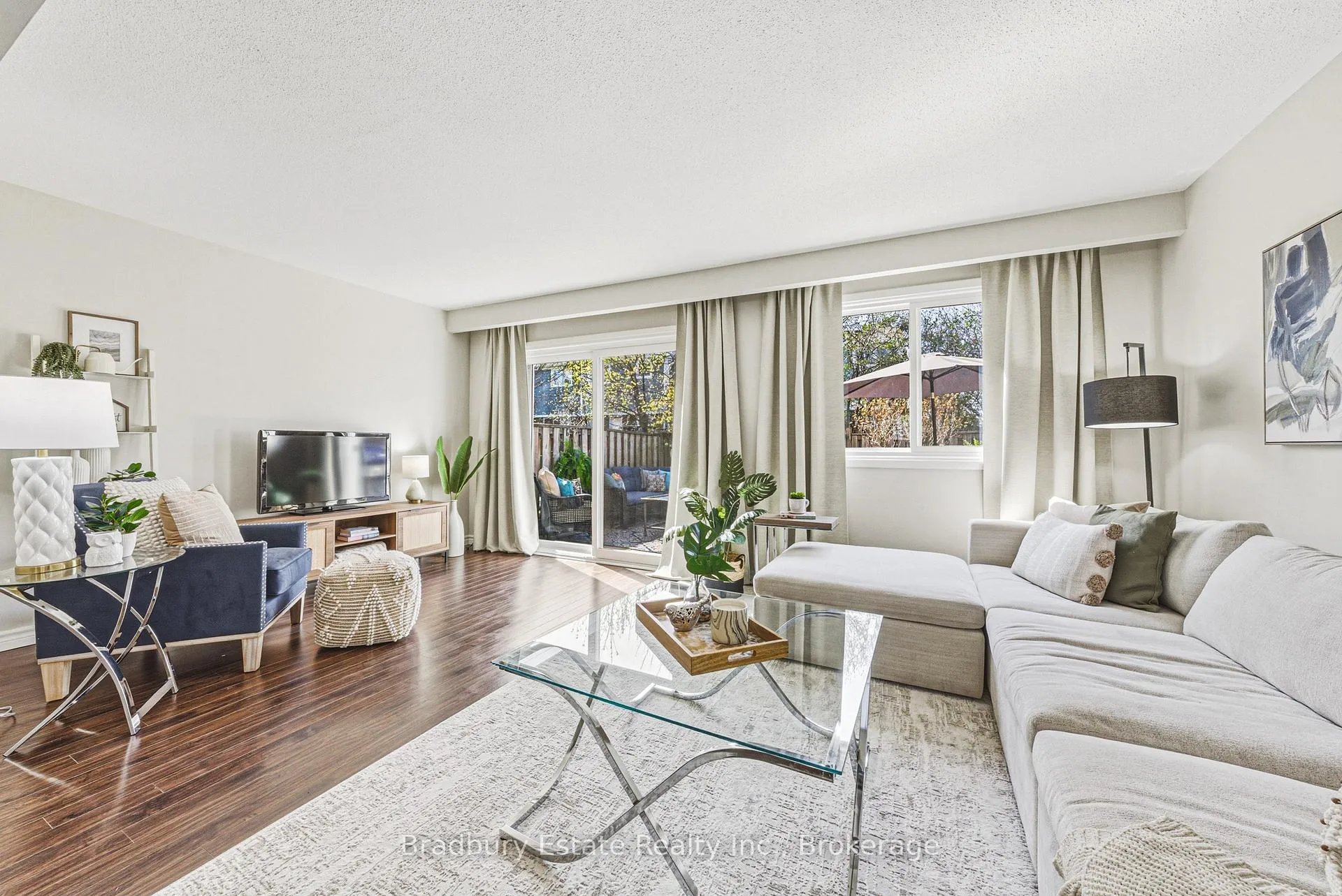 Photo 11 of Unit 18, 1450 Sixth Line, Oakville, College Park — HOMEH