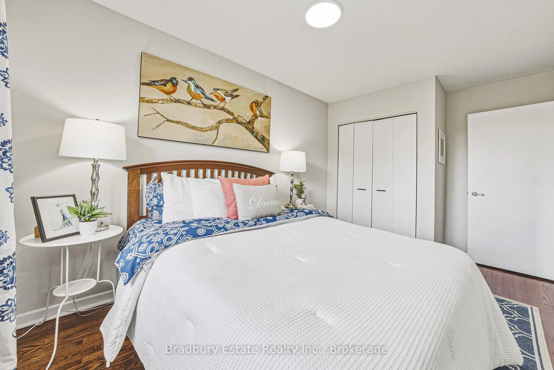 Photo 21 of Unit 18, 1450 Sixth Line, Oakville, College Park — HOMEH
