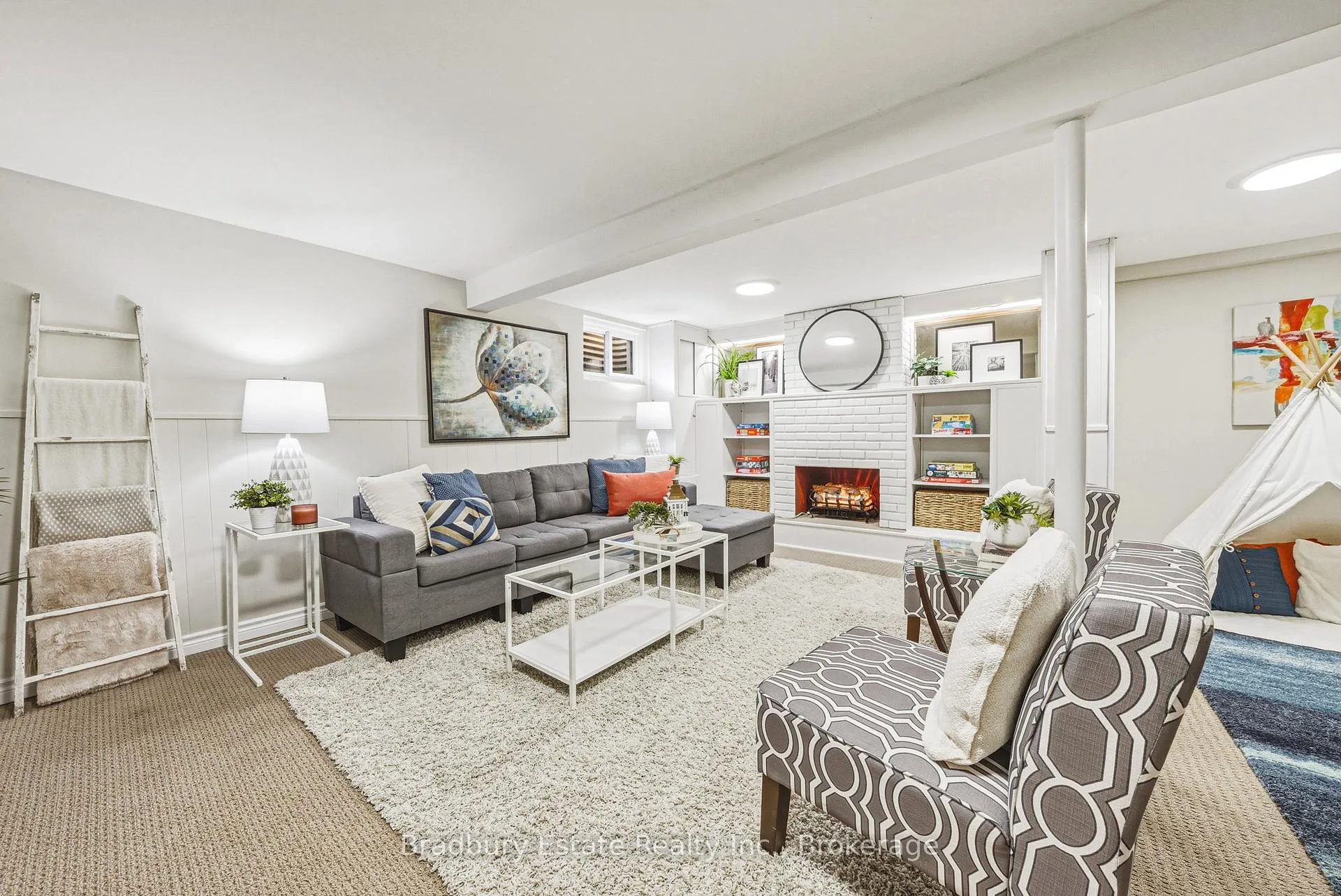 Photo 22 of Unit 18, 1450 Sixth Line, Oakville, College Park — HOMEH