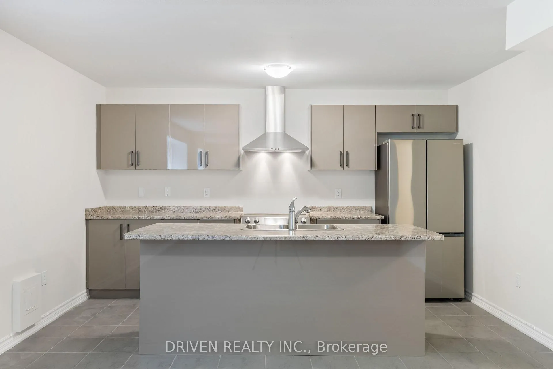 Photo 3 of Unit B, 57 Westbury Road, Wasaga Beach — HOMEH