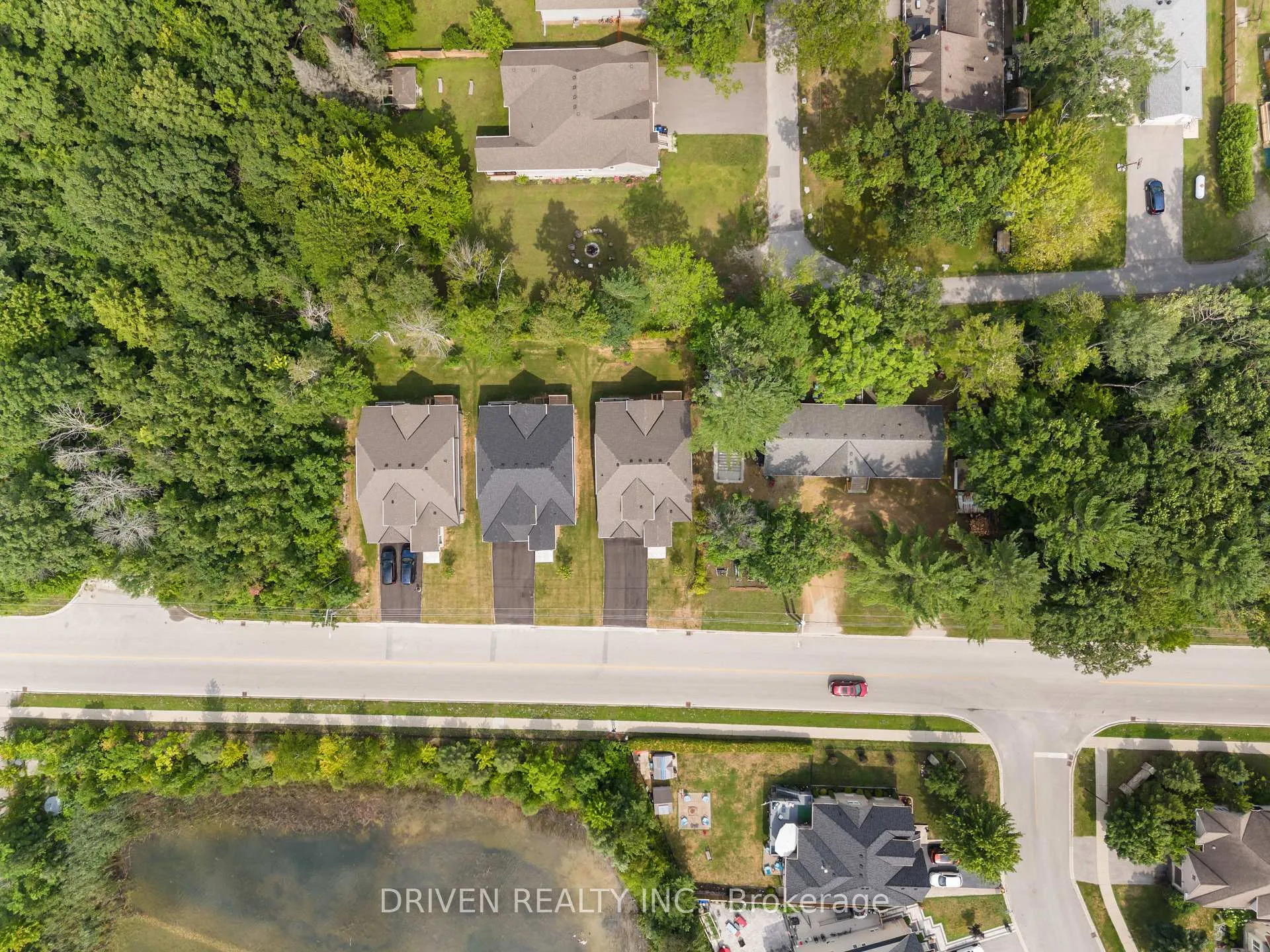 Photo 8 of Unit B, 57 Westbury Road, Wasaga Beach — HOMEH