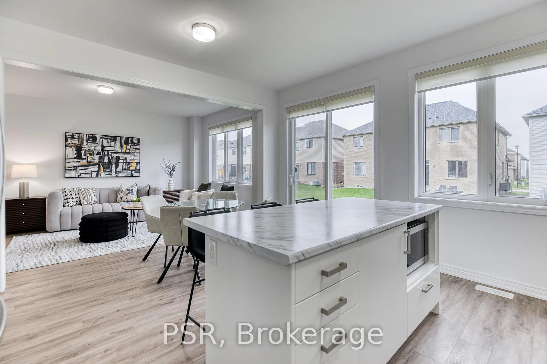 Photo 3 of 275 Rea Drive, Centre Wellington, Fergus — HOMEH