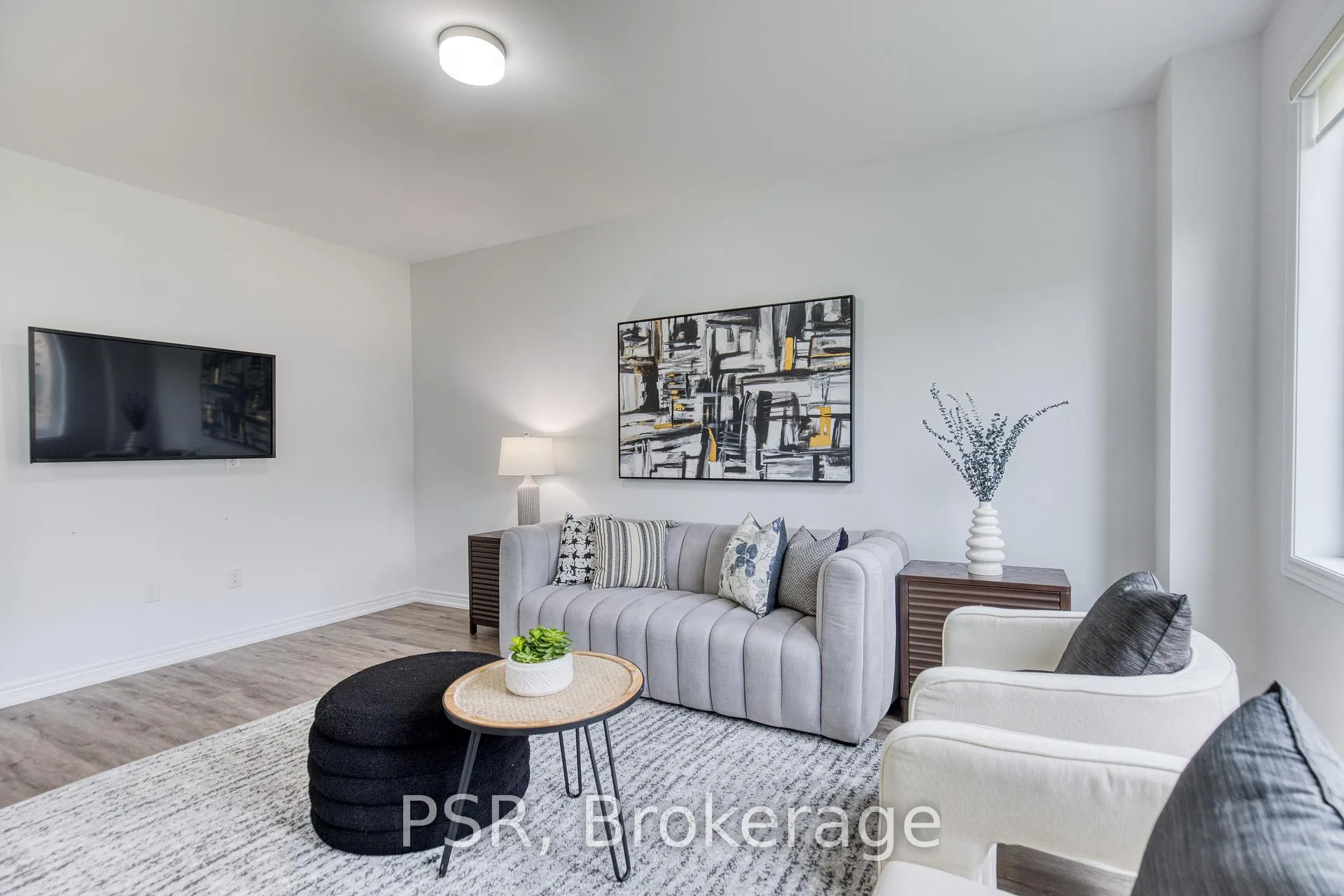 Photo 8 of 275 Rea Drive, Centre Wellington, Fergus — HOMEH