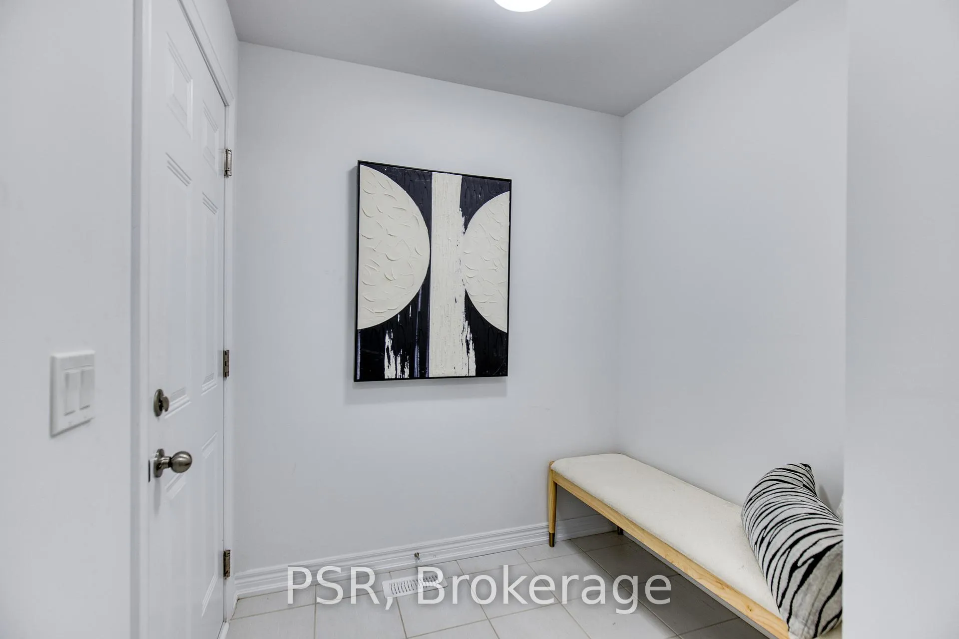 Photo 18 of 275 Rea Drive, Centre Wellington, Fergus — HOMEH
