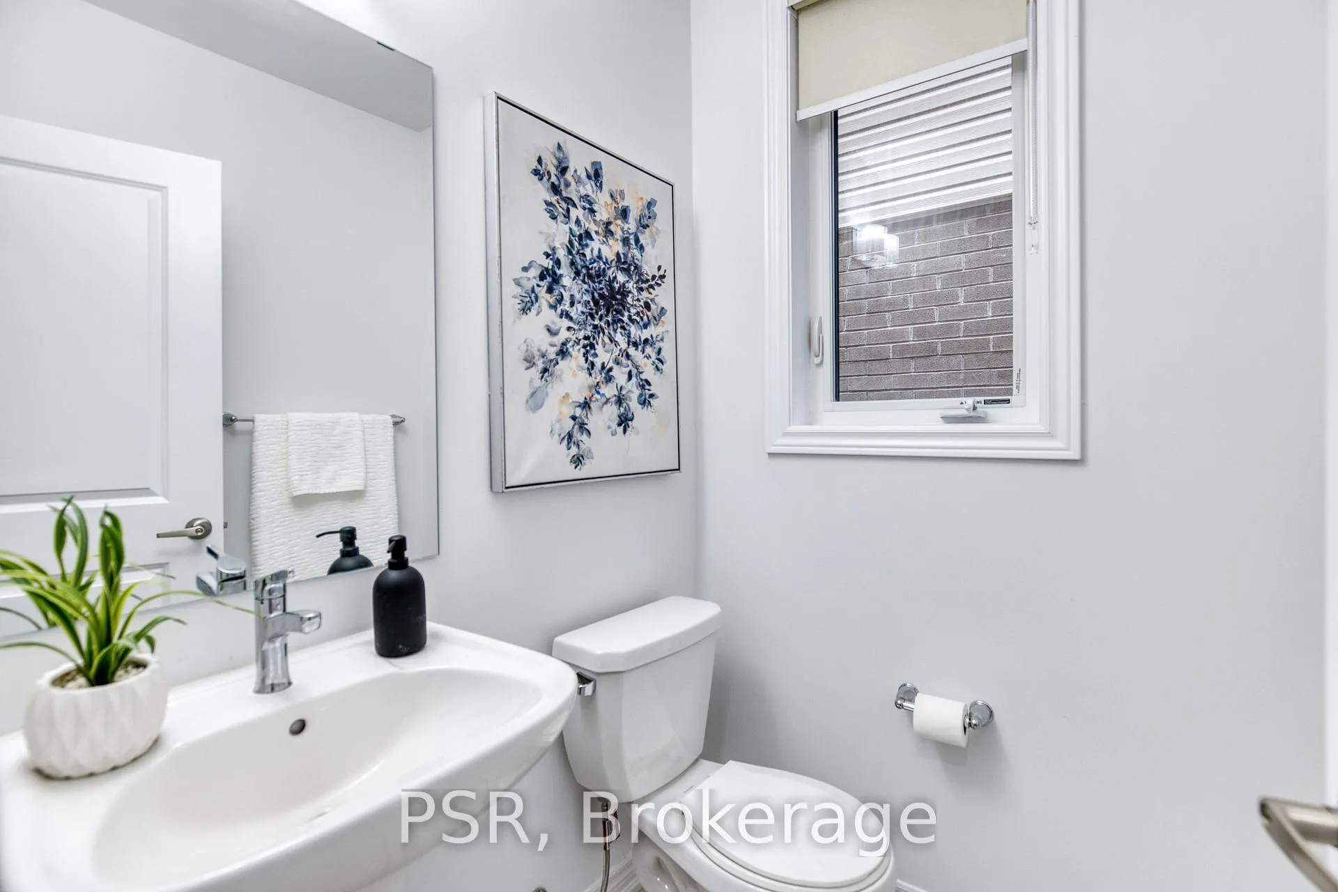 Photo 19 of 275 Rea Drive, Centre Wellington, Fergus — HOMEH