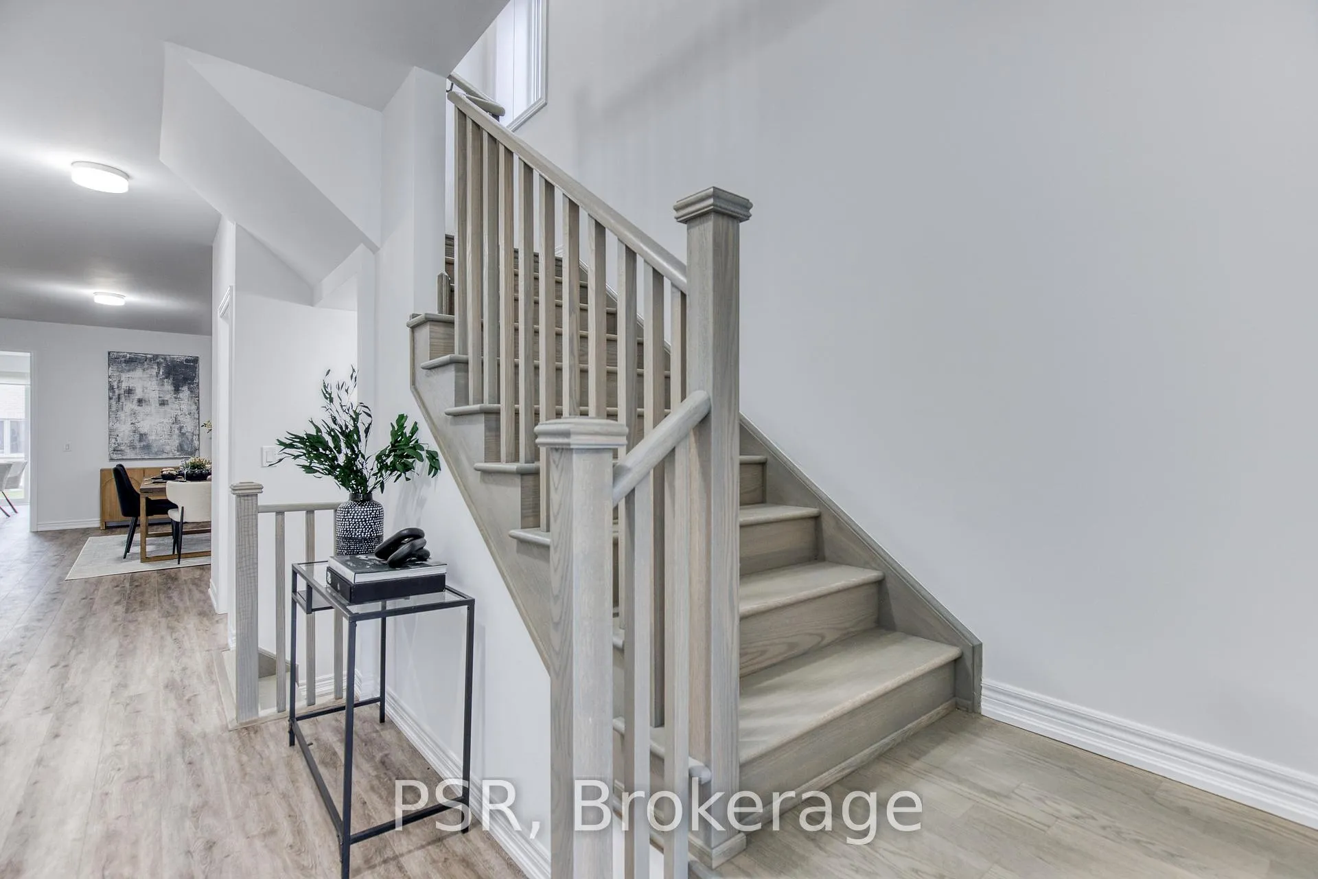 Photo 22 of 275 Rea Drive, Centre Wellington, Fergus — HOMEH