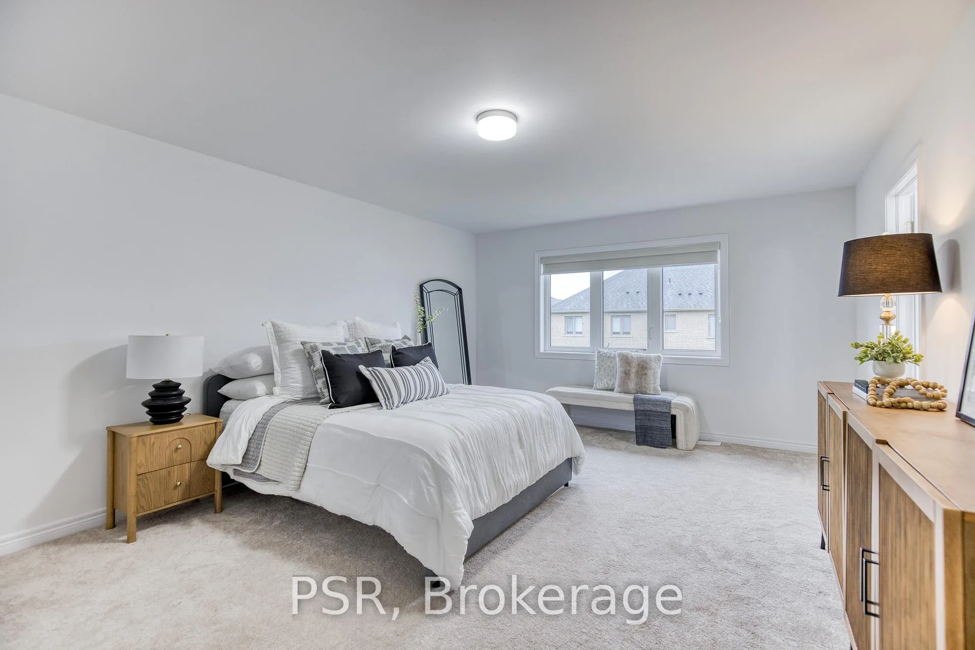 Photo 23 of 275 Rea Drive, Centre Wellington, Fergus — HOMEH