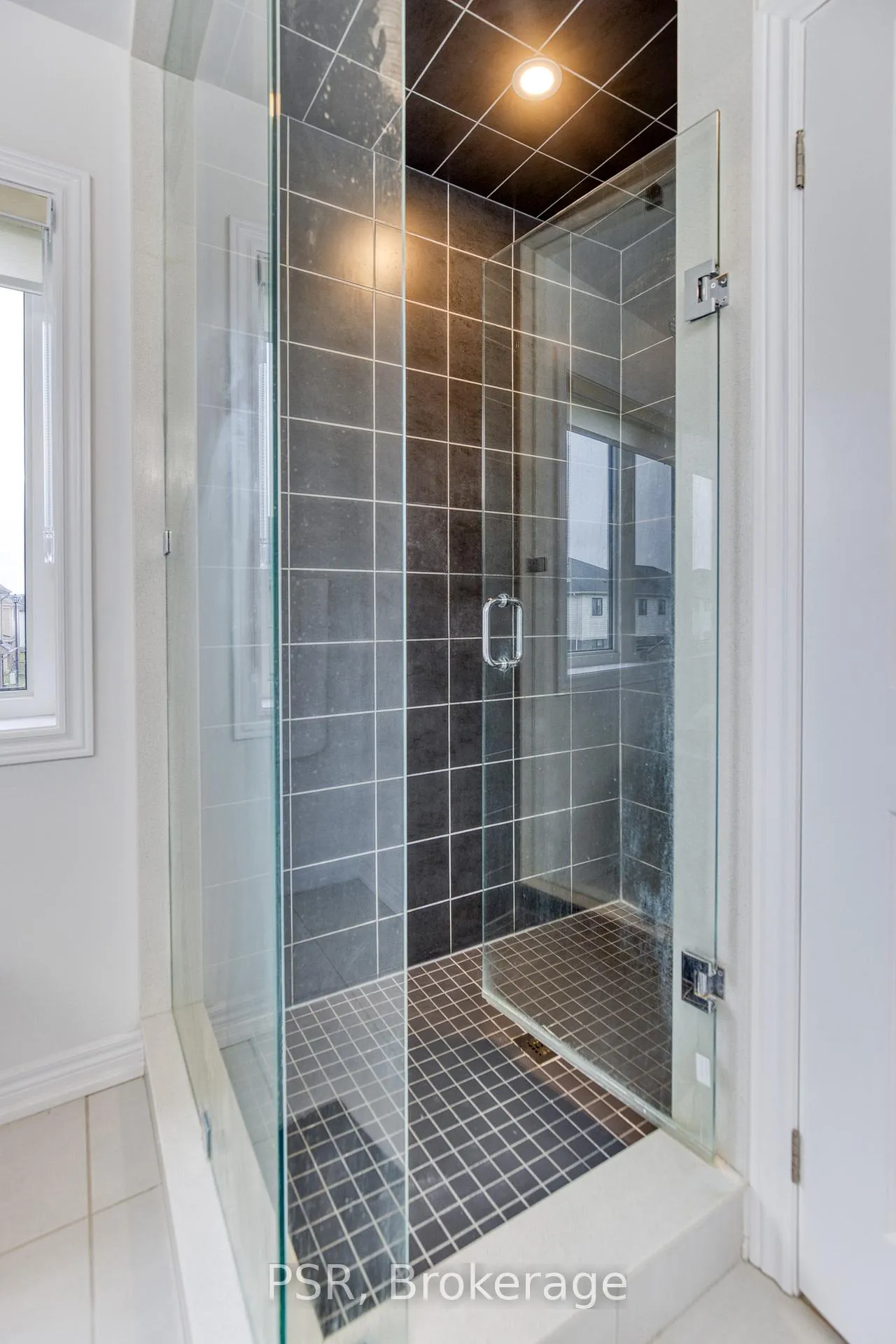 Photo 29 of 275 Rea Drive, Centre Wellington, Fergus — HOMEH