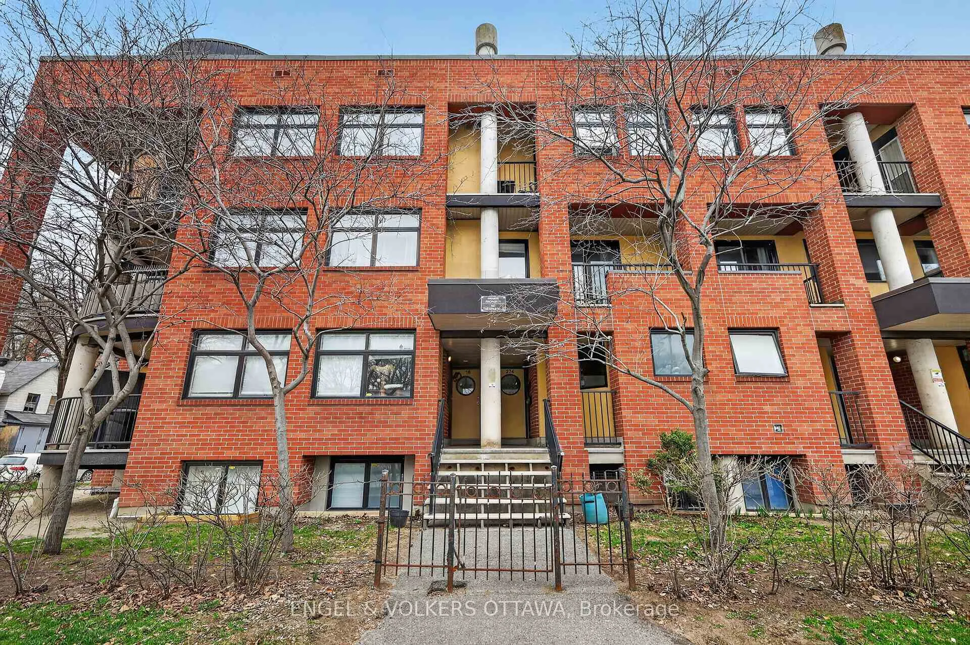 Photo 2 of 272 King Edward Avenue, Ottawa, Lower Town/Byward Market — HOMEH