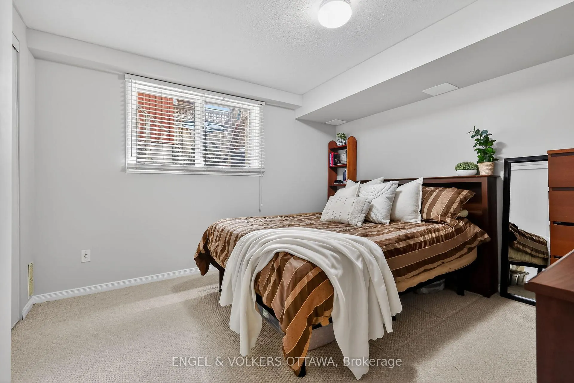 Photo 15 of 272 King Edward Avenue, Ottawa, Lower Town/Byward Market — HOMEH