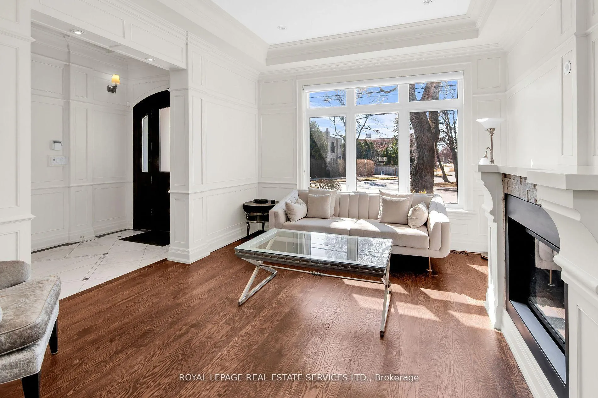 Photo 4 of 538 Melrose Avenue, Toronto, Bedford Park-Nortown — HOMEH
