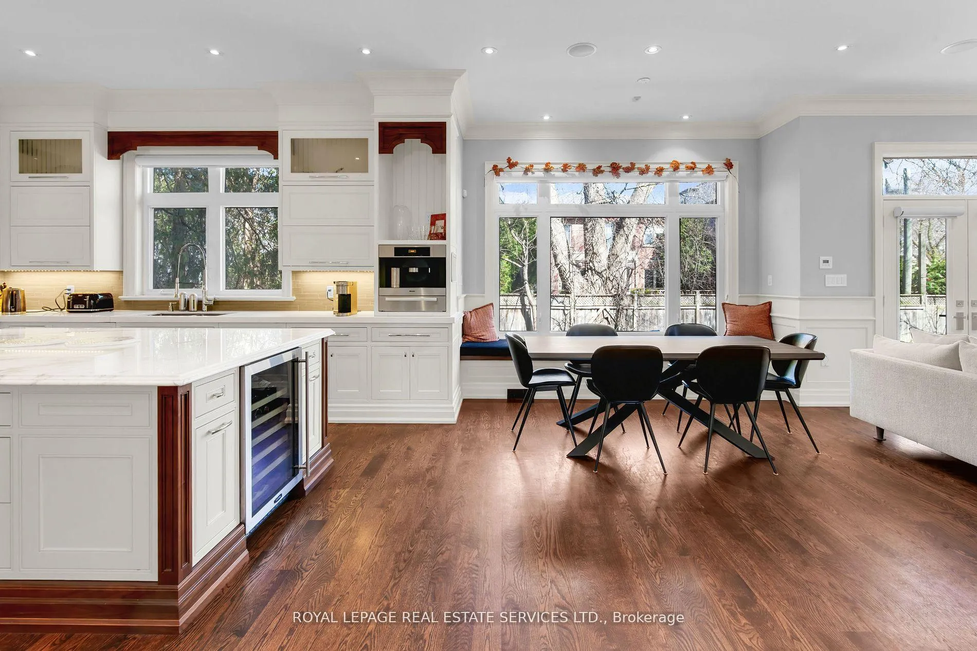 Photo 12 of 538 Melrose Avenue, Toronto, Bedford Park-Nortown — HOMEH