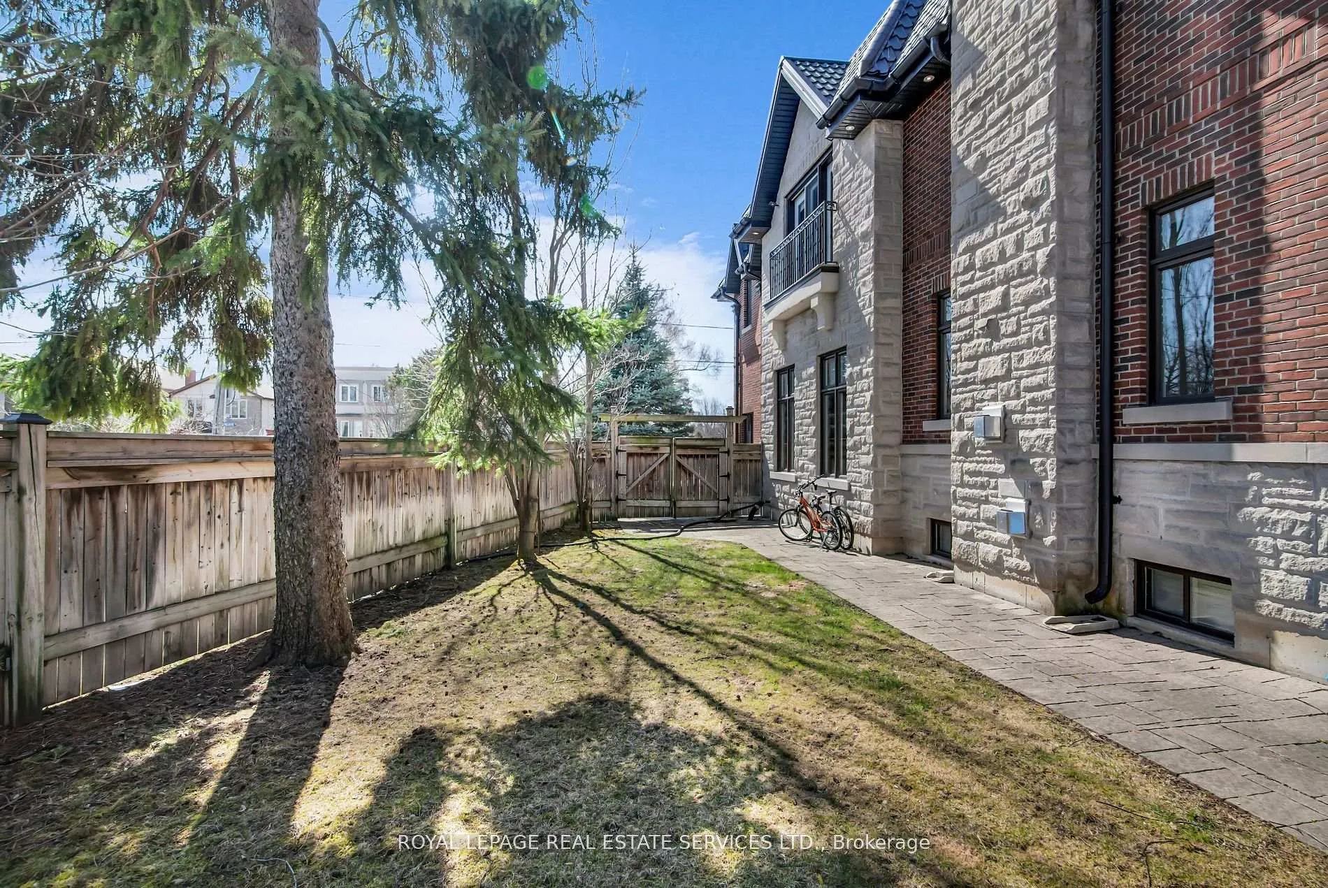 Photo 34 of 538 Melrose Avenue, Toronto, Bedford Park-Nortown — HOMEH