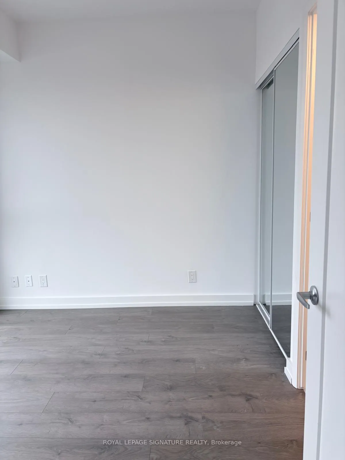 Photo 11 of Unit 1401, 75 James Street, Hamilton, Corktown — HOMEH