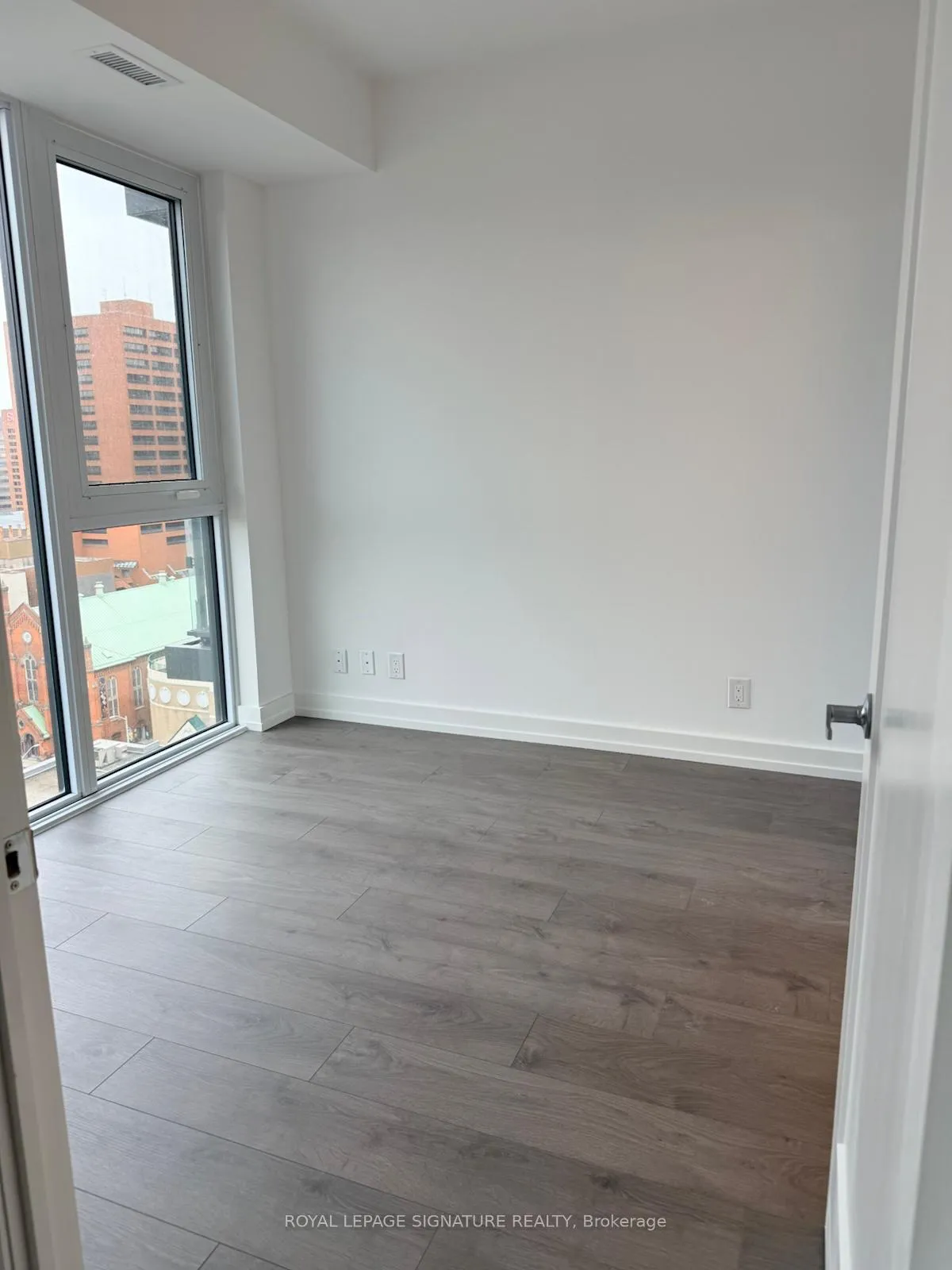 Photo 19 of Unit 1401, 75 James Street, Hamilton, Corktown — HOMEH