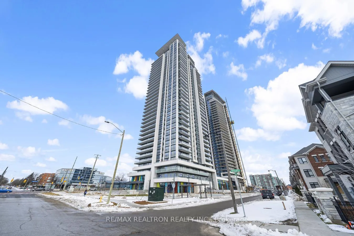 Photo 1 of Unit 815, 12 Gandhi Lane, Markham, Commerce Valley — HOMEH