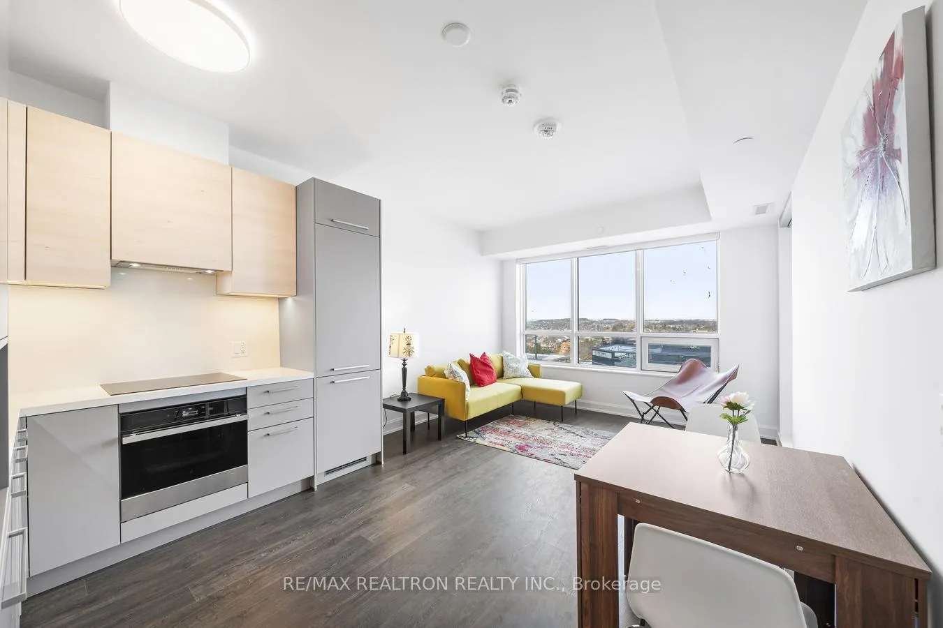 Photo 3 of Unit 815, 12 Gandhi Lane, Markham, Commerce Valley — HOMEH