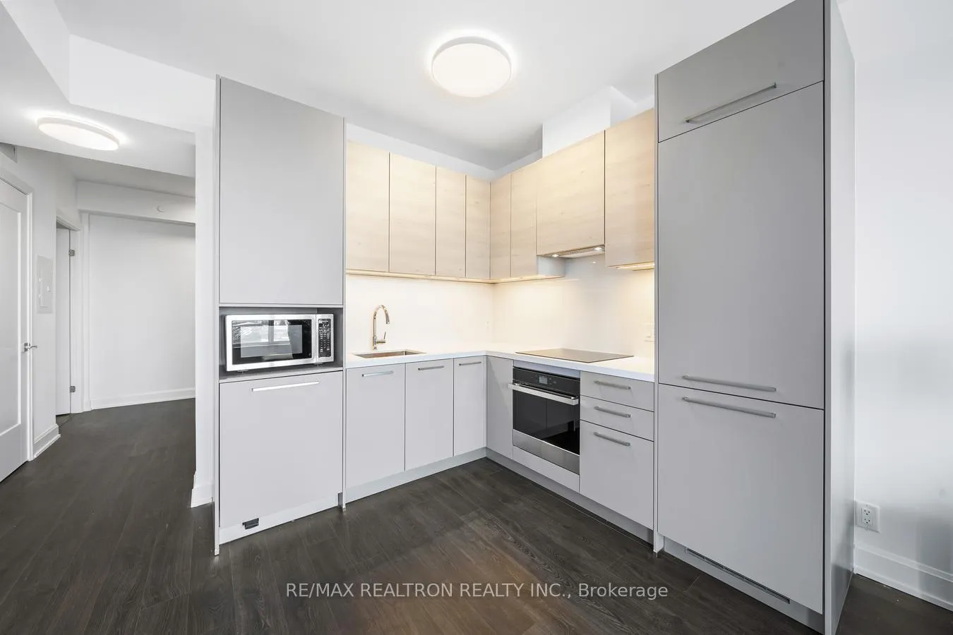 Photo 4 of Unit 815, 12 Gandhi Lane, Markham, Commerce Valley — HOMEH