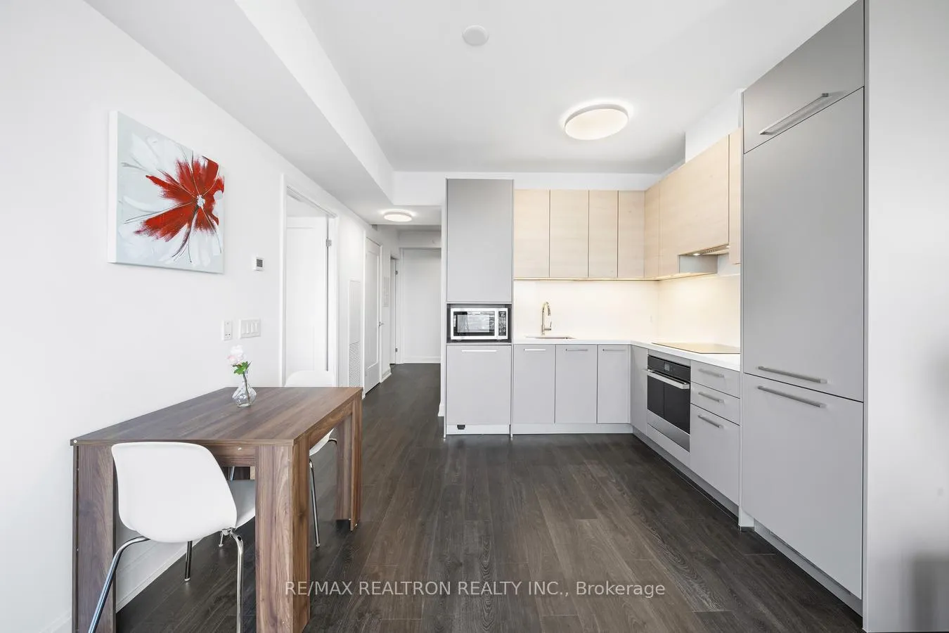 Photo 5 of Unit 815, 12 Gandhi Lane, Markham, Commerce Valley — HOMEH