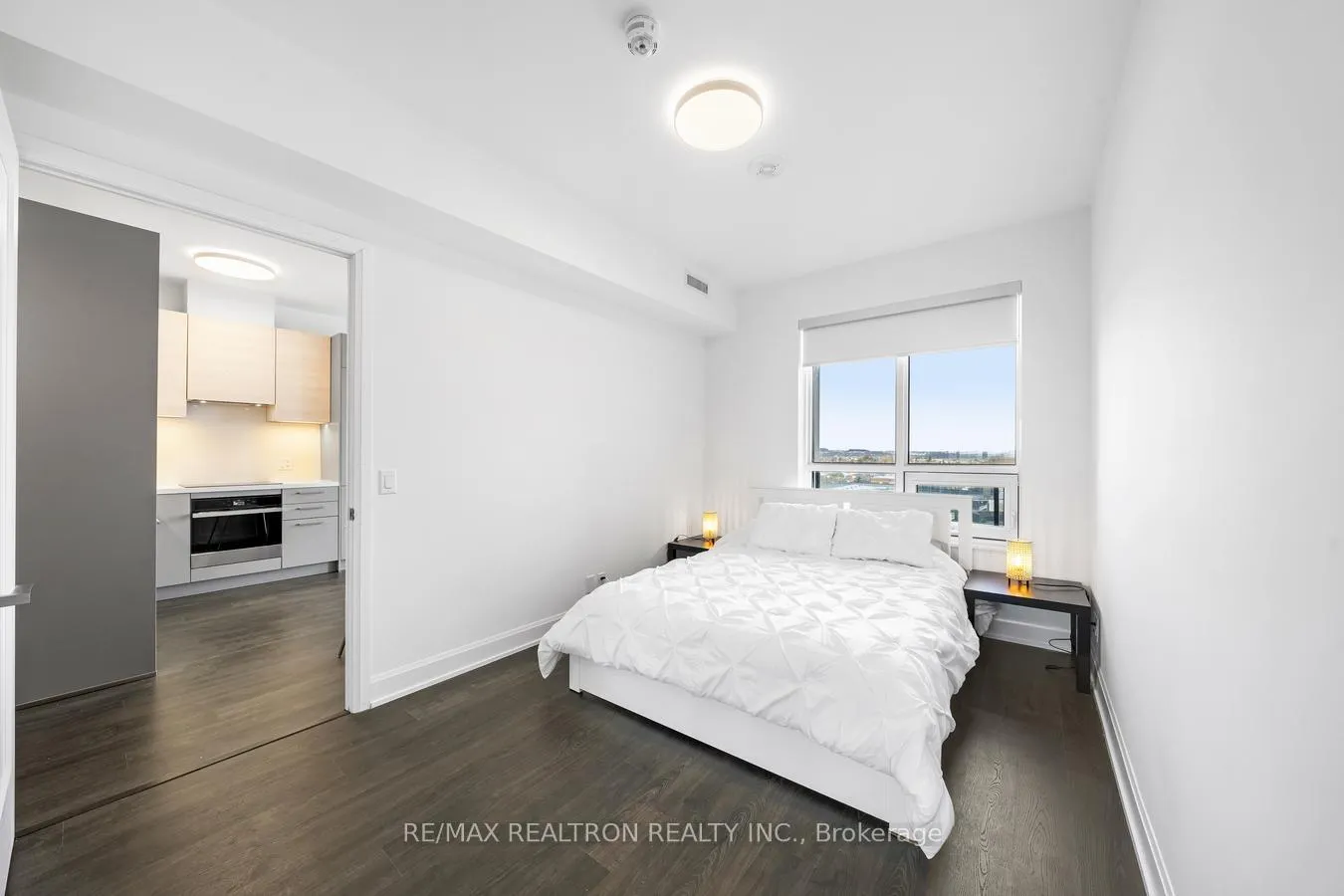 Photo 7 of Unit 815, 12 Gandhi Lane, Markham, Commerce Valley — HOMEH