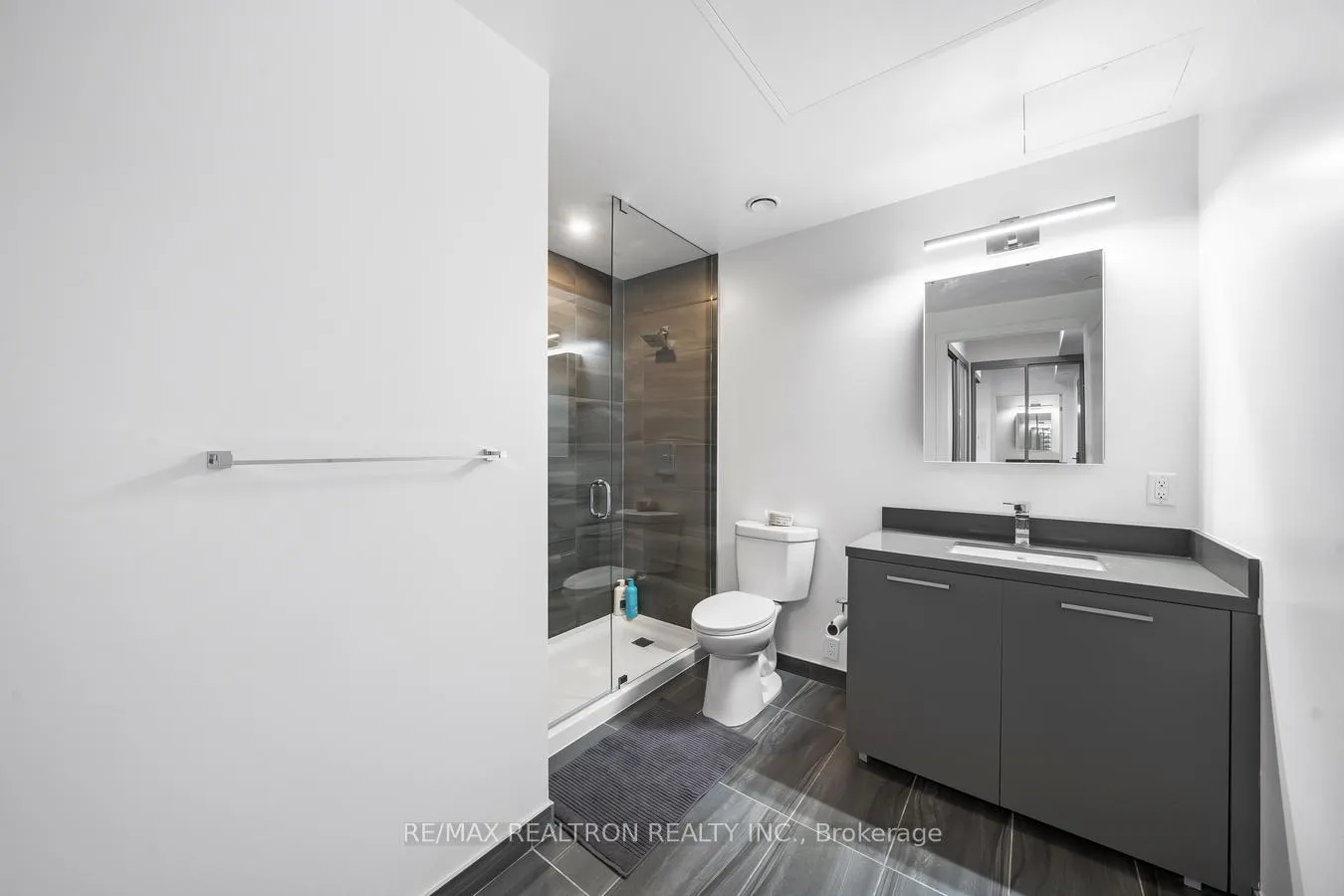 Photo 11 of Unit 815, 12 Gandhi Lane, Markham, Commerce Valley — HOMEH