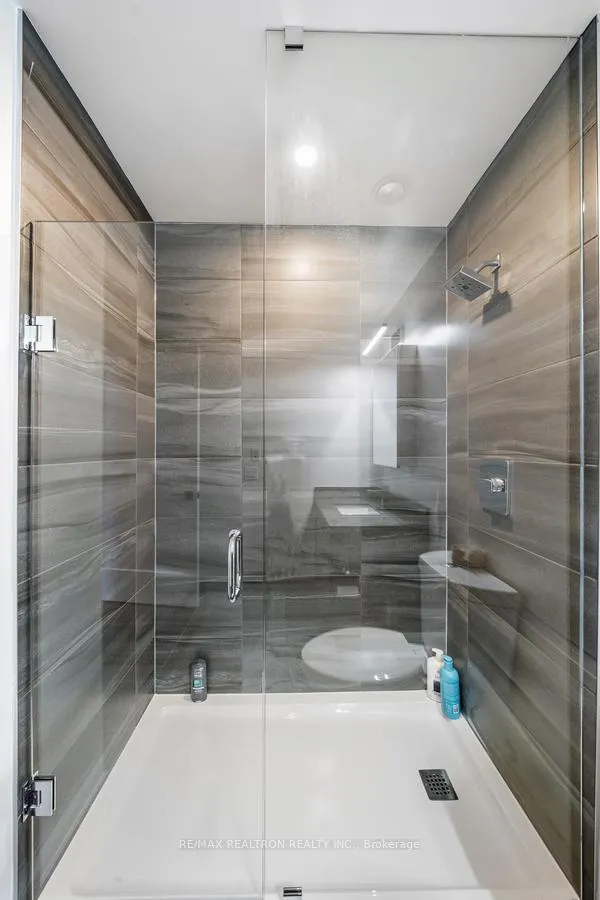 Photo 12 of Unit 815, 12 Gandhi Lane, Markham, Commerce Valley — HOMEH