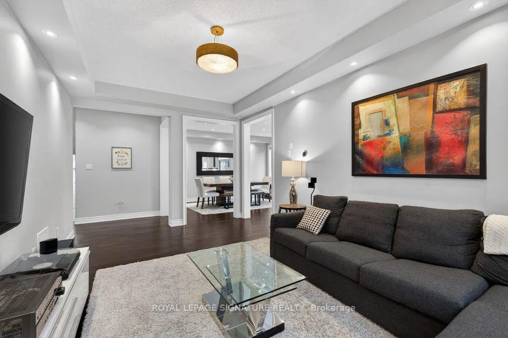 Photo 7 of 8 Ashcreek Drive, Brampton, Credit Valley — HOMEH