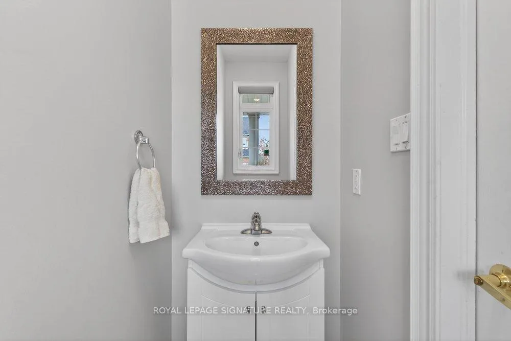 Photo 20 of 8 Ashcreek Drive, Brampton, Credit Valley — HOMEH