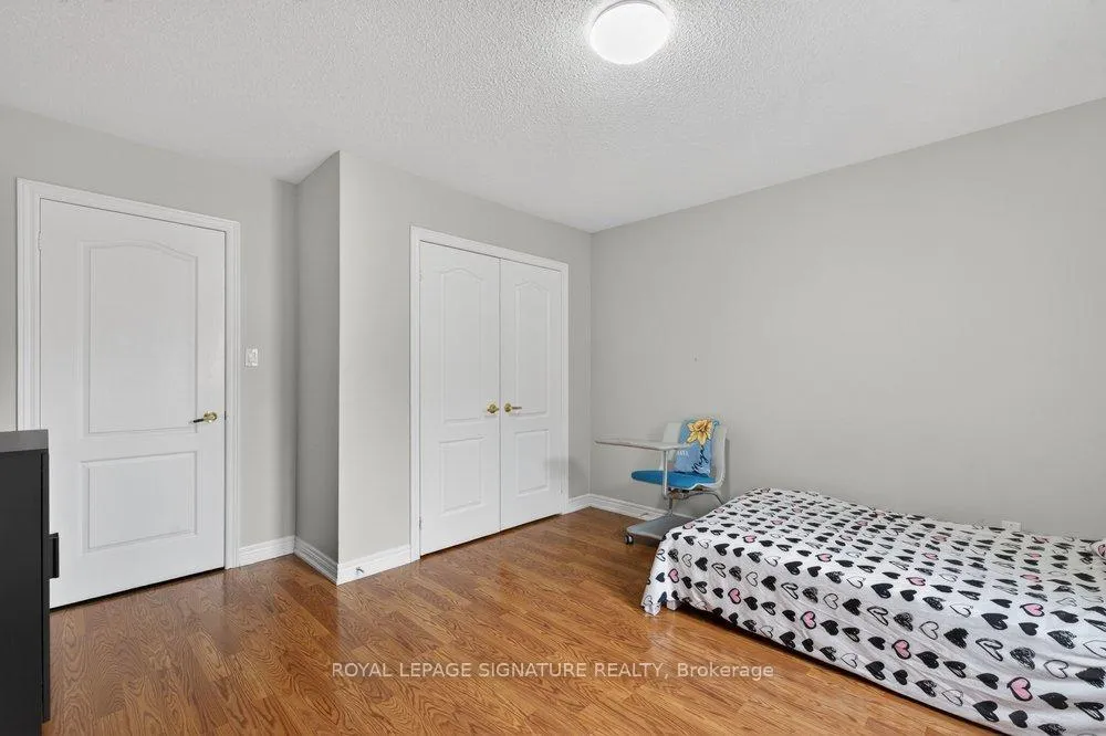 Photo 33 of 8 Ashcreek Drive, Brampton, Credit Valley — HOMEH