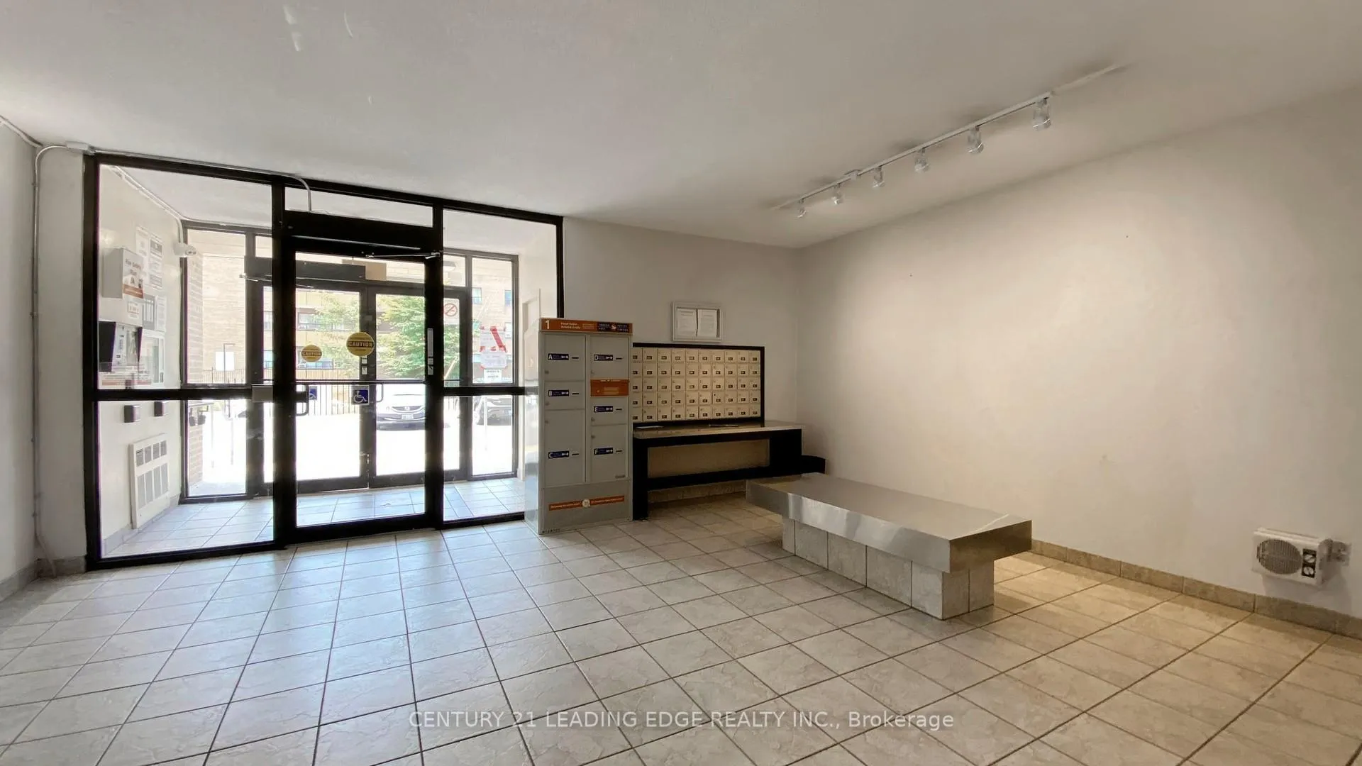 Photo 5 of Unit 601, 207 Galloway Road, Scarborough, West Hill — HOMEH