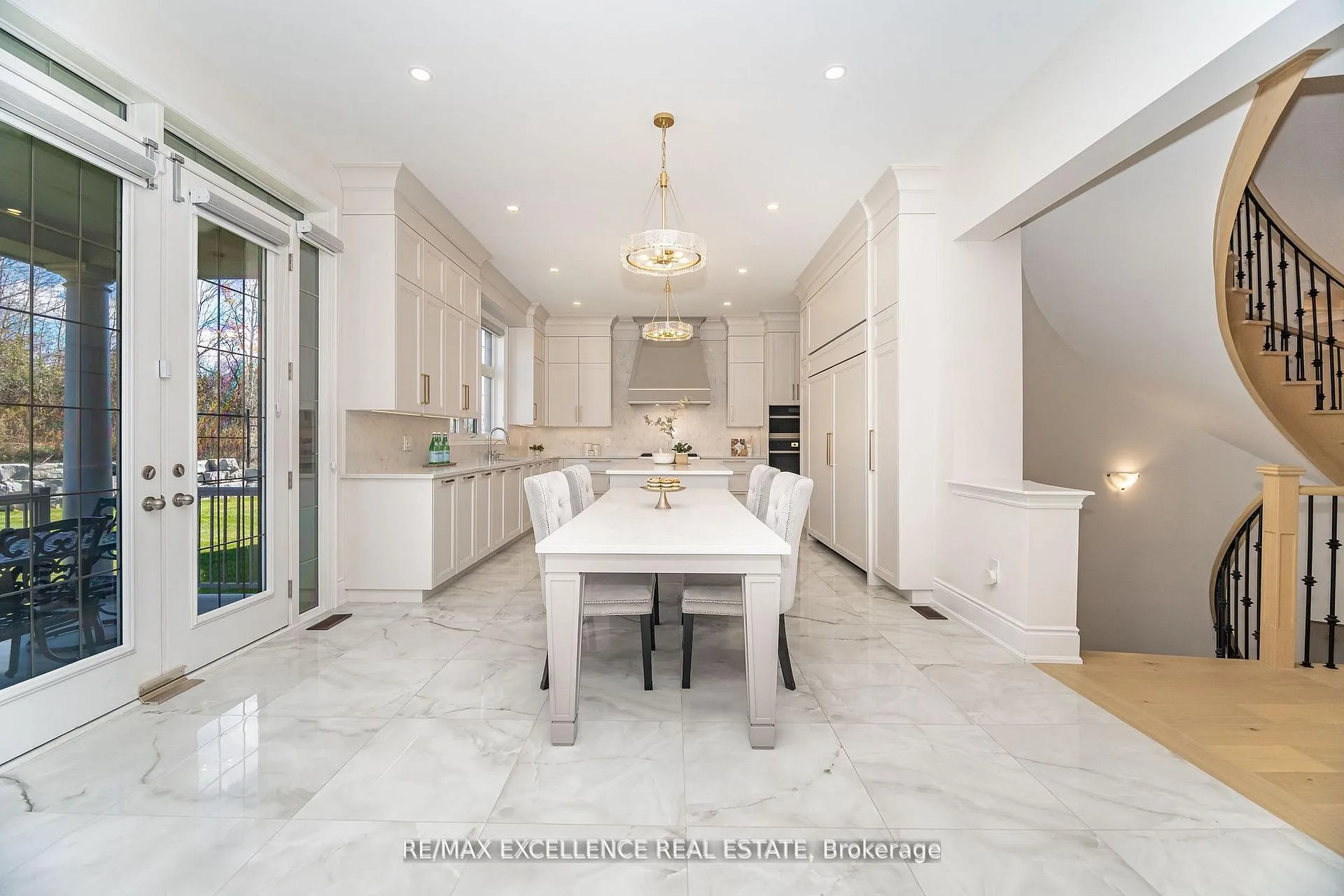 Photo 10 of 78 Appleyard Avenue, Vaughan, Kleinburg — HOMEH