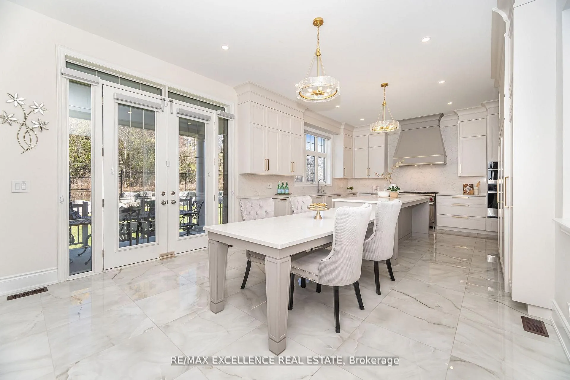 Photo 11 of 78 Appleyard Avenue, Vaughan, Kleinburg — HOMEH