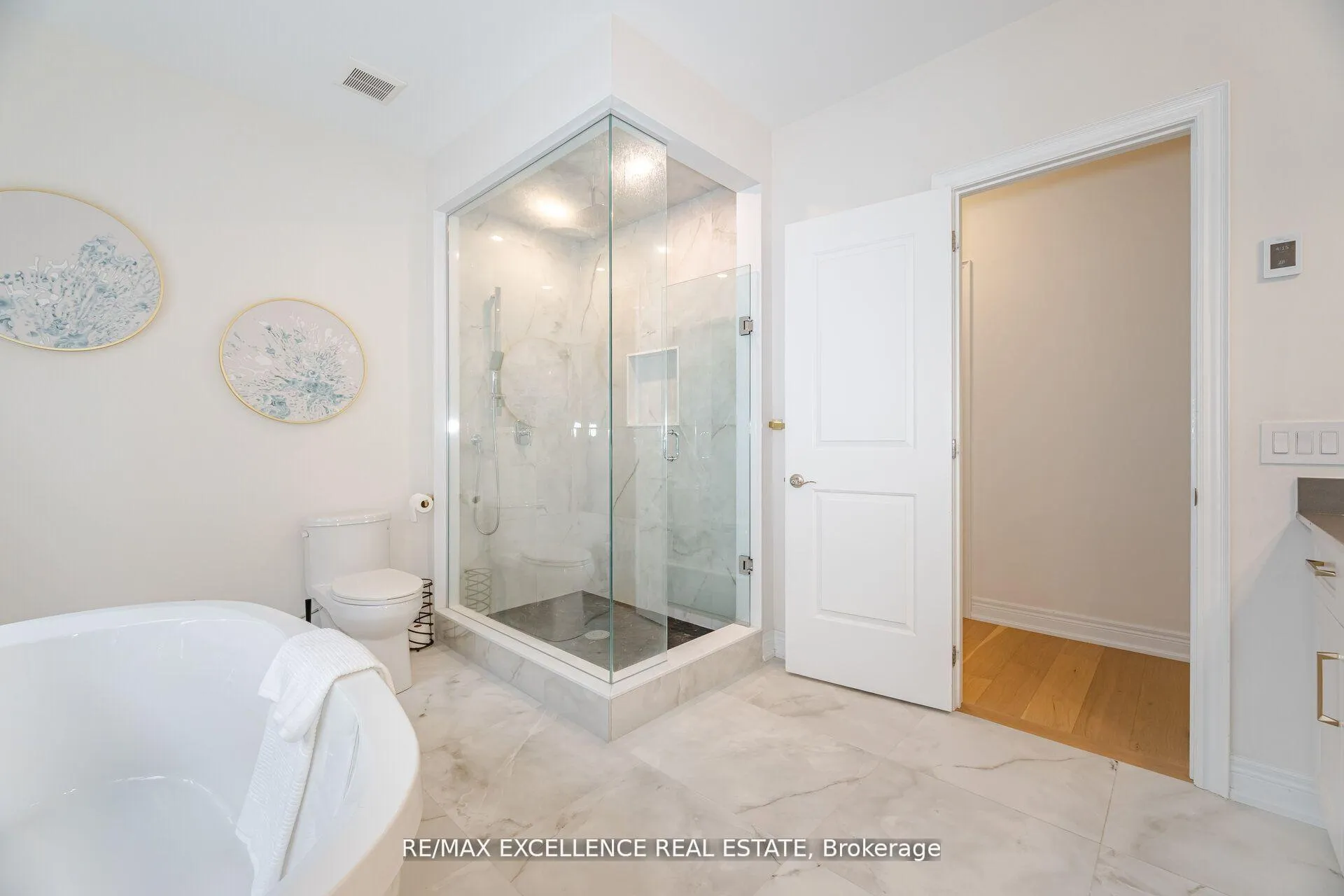 Photo 39 of 78 Appleyard Avenue, Vaughan, Kleinburg — HOMEH