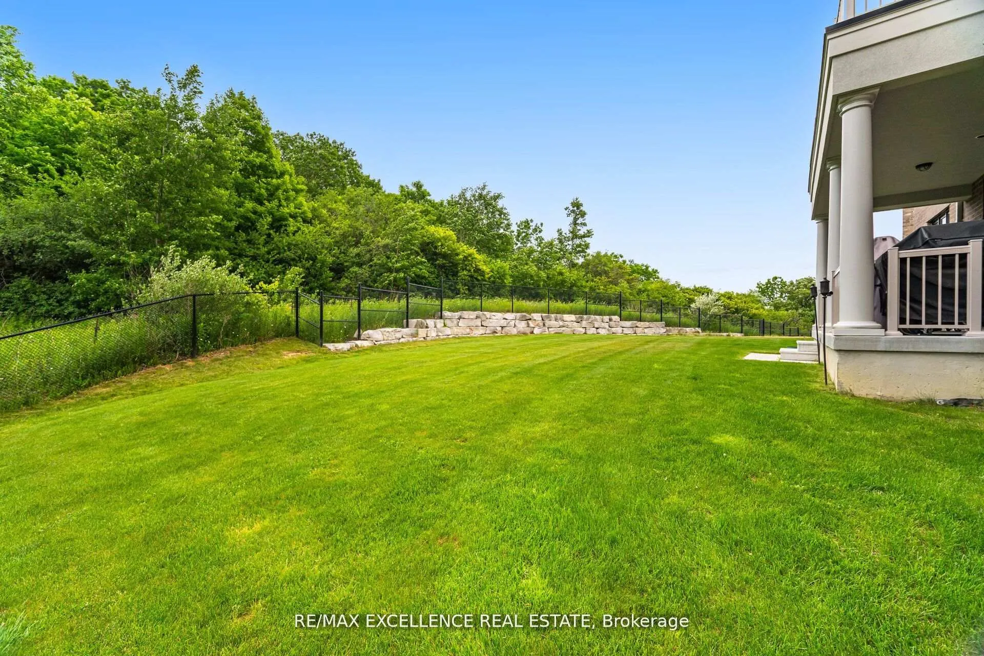 Photo 46 of 78 Appleyard Avenue, Vaughan, Kleinburg — HOMEH