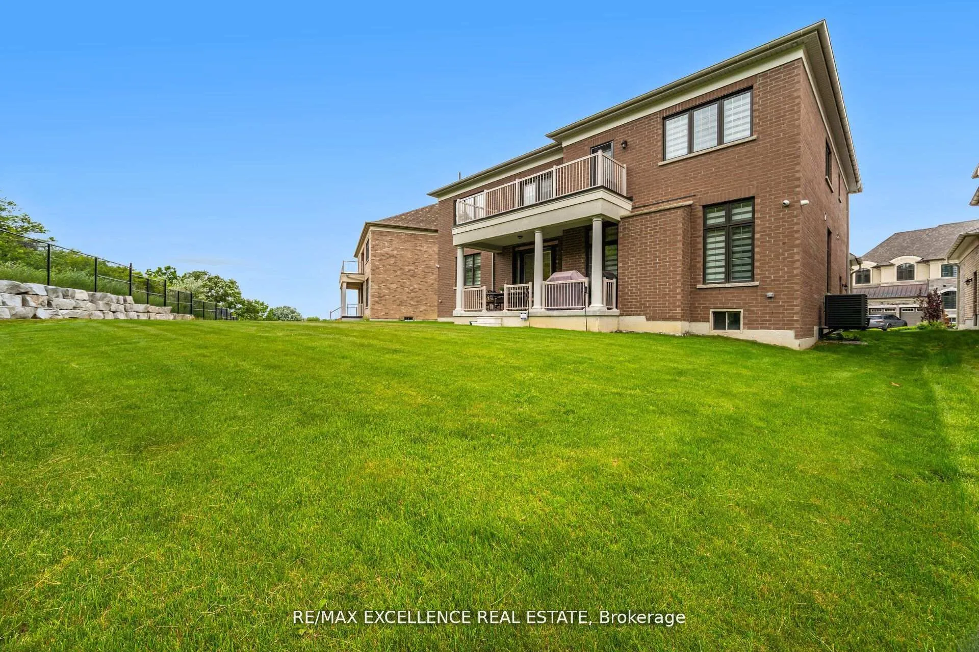 Photo 47 of 78 Appleyard Avenue, Vaughan, Kleinburg — HOMEH