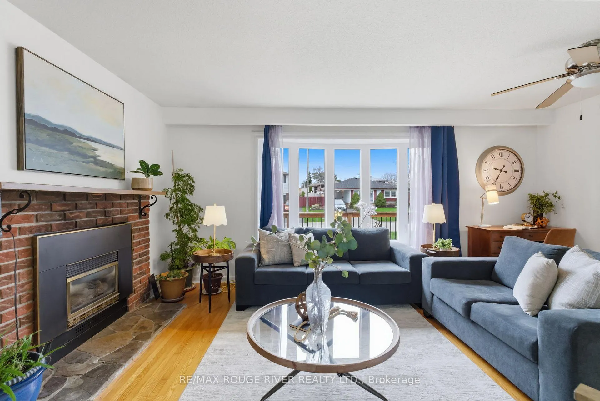 Photo 5 of 102 Bryant Road, Ajax, South East — HOMEH