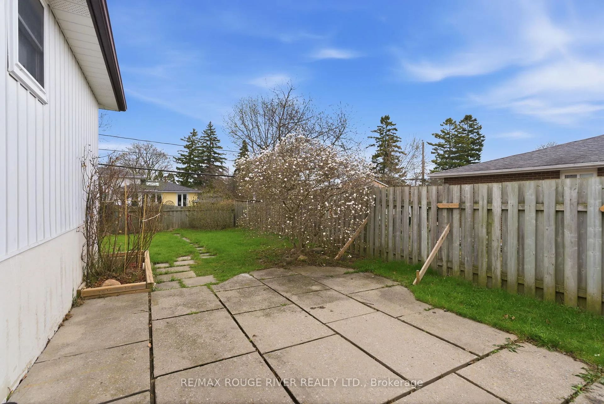 Photo 38 of 102 Bryant Road, Ajax, South East — HOMEH