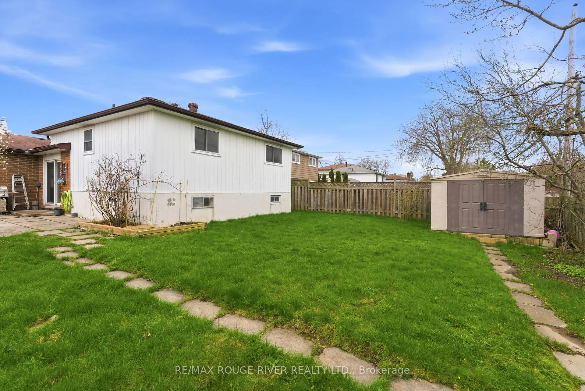 Photo 39 of 102 Bryant Road, Ajax, South East — HOMEH