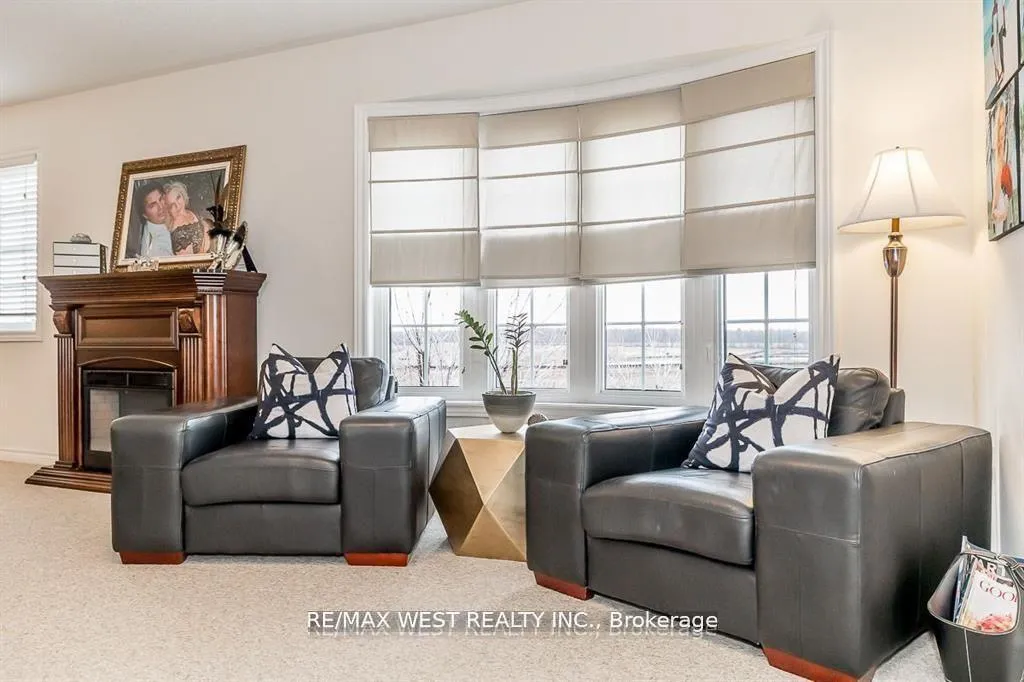 Photo 26 of 118 Succession Crescent, Barrie, Innis-Shore — HOMEH